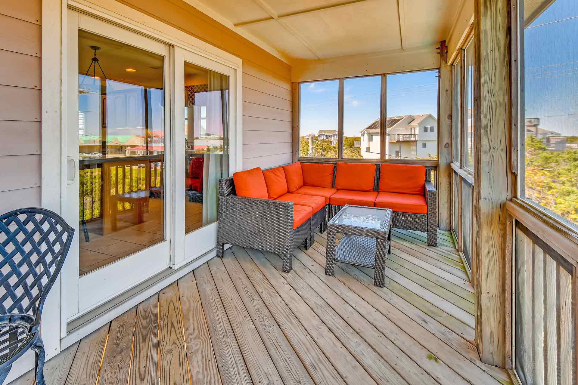 Surf Or Sound Realty 786 Medley Paradise Screened Porch 2 3356007