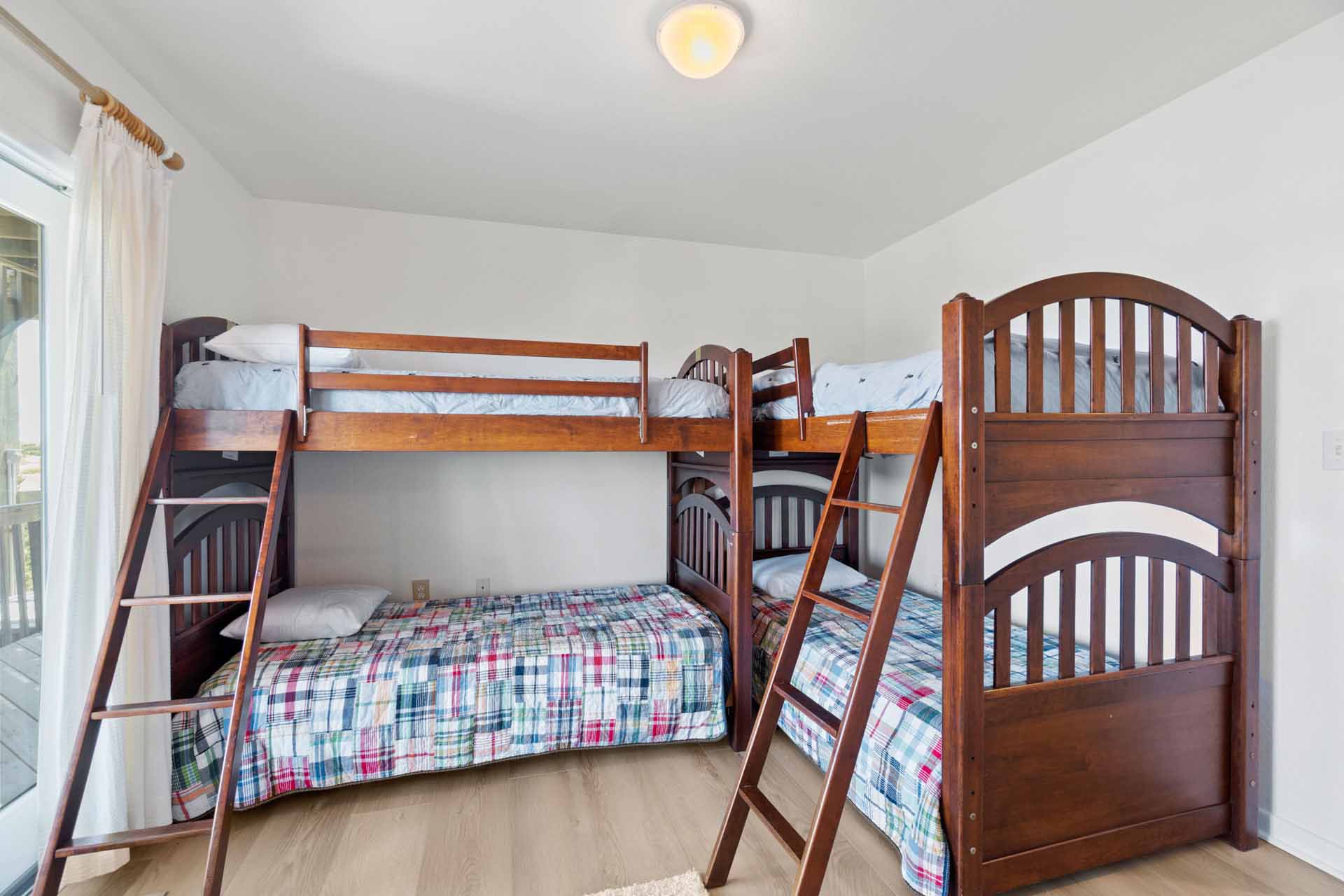 Surf Or Sound Realty 81 Indulgence Bunk Bedroom 3363735