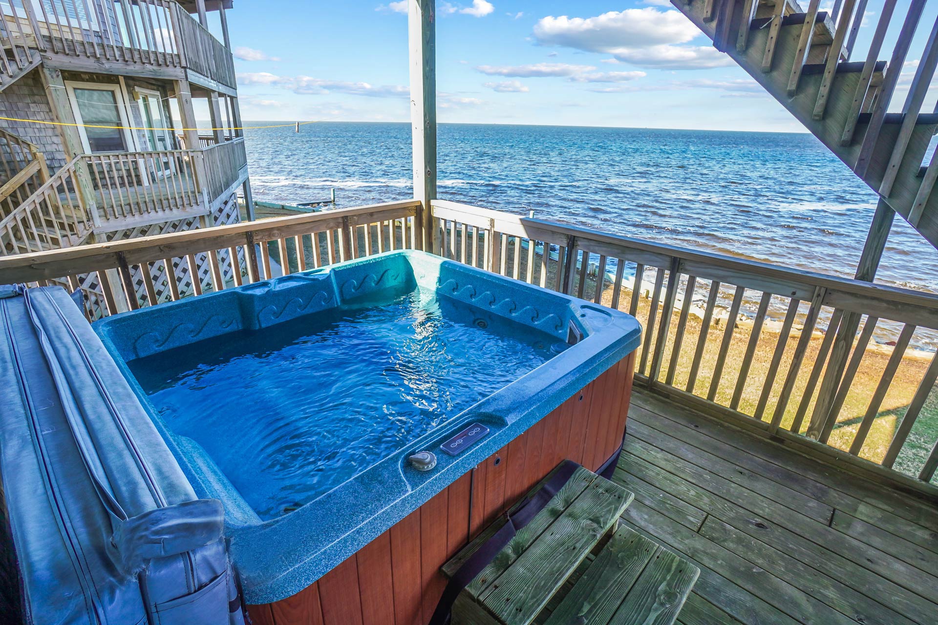 Surf Or Sound 996 Island Tempest Hot Tub And View (2) 3361275