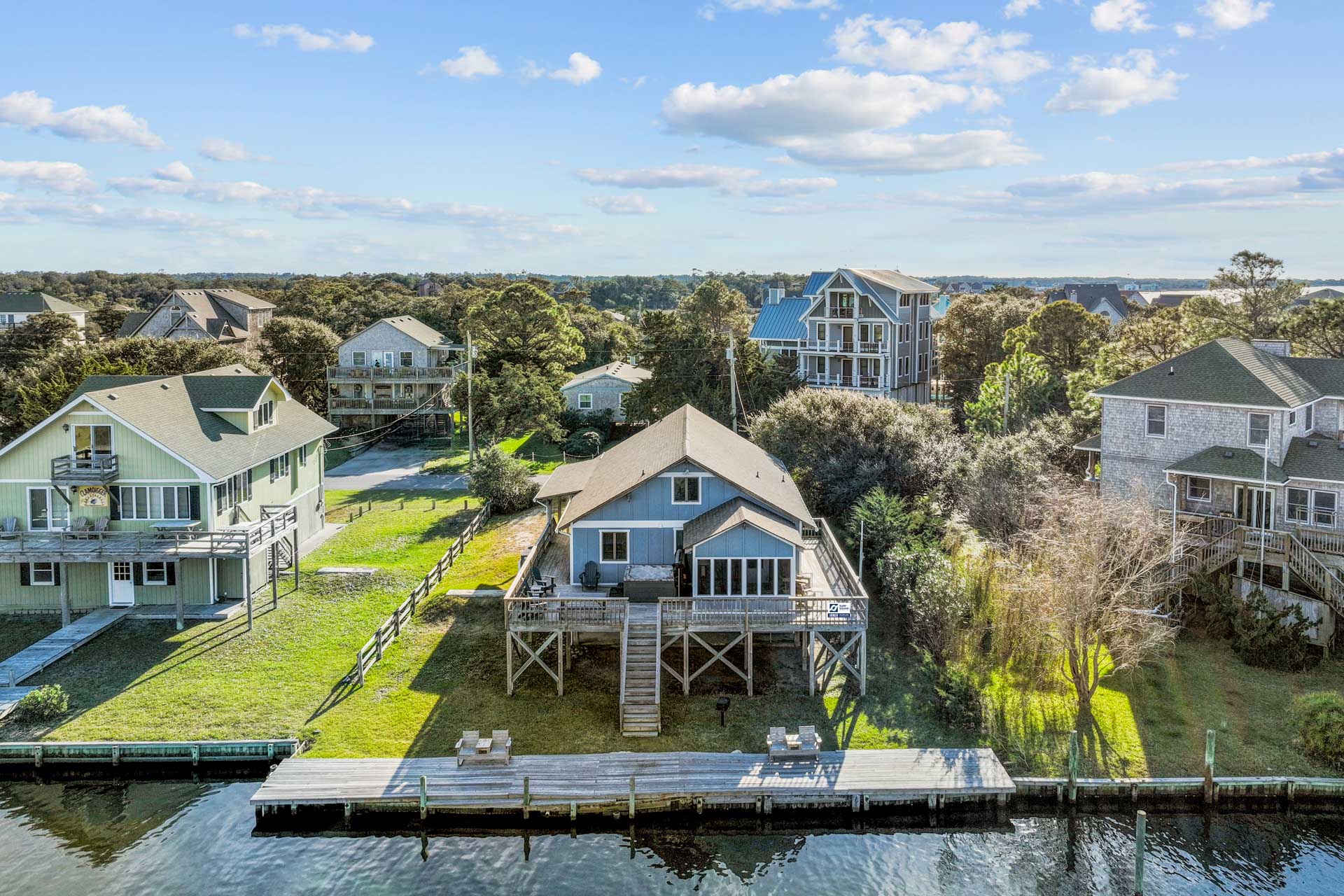 Surf Or Sound Realty 1131 Boxley House Exterior 5