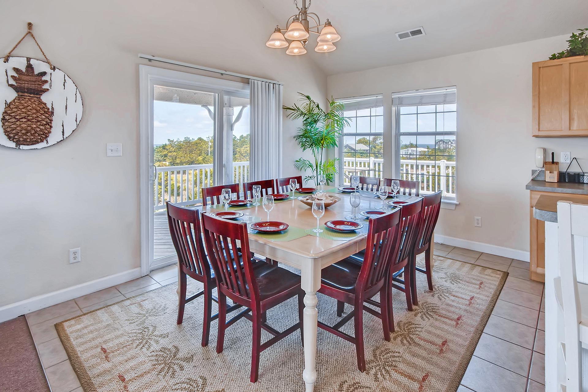 Surf Or Sound Realty Sounds Good 2 Me 823 Dining Area 3338314