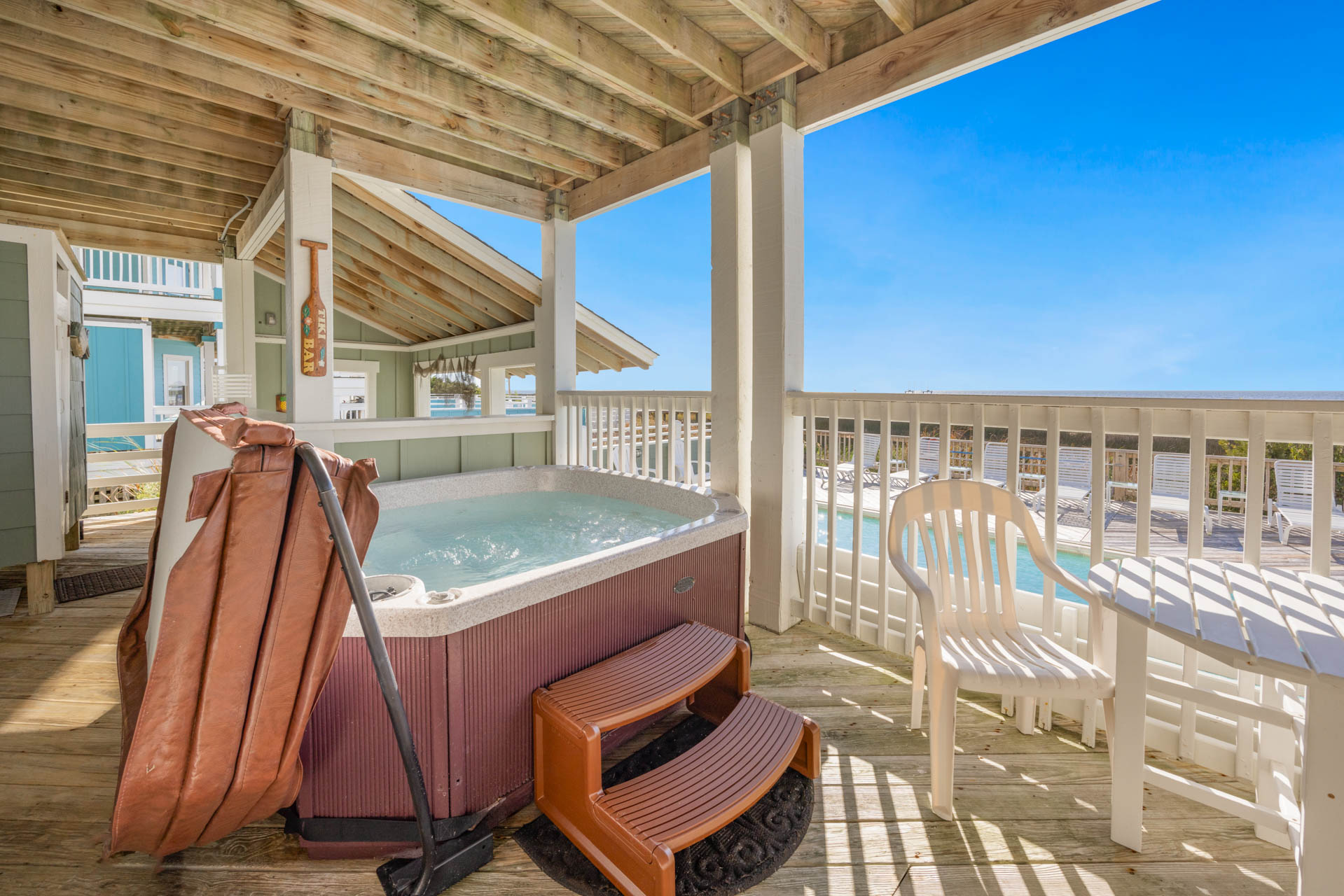 Surf Or Sound Realty 438 Sounds Terrific Hot Tub