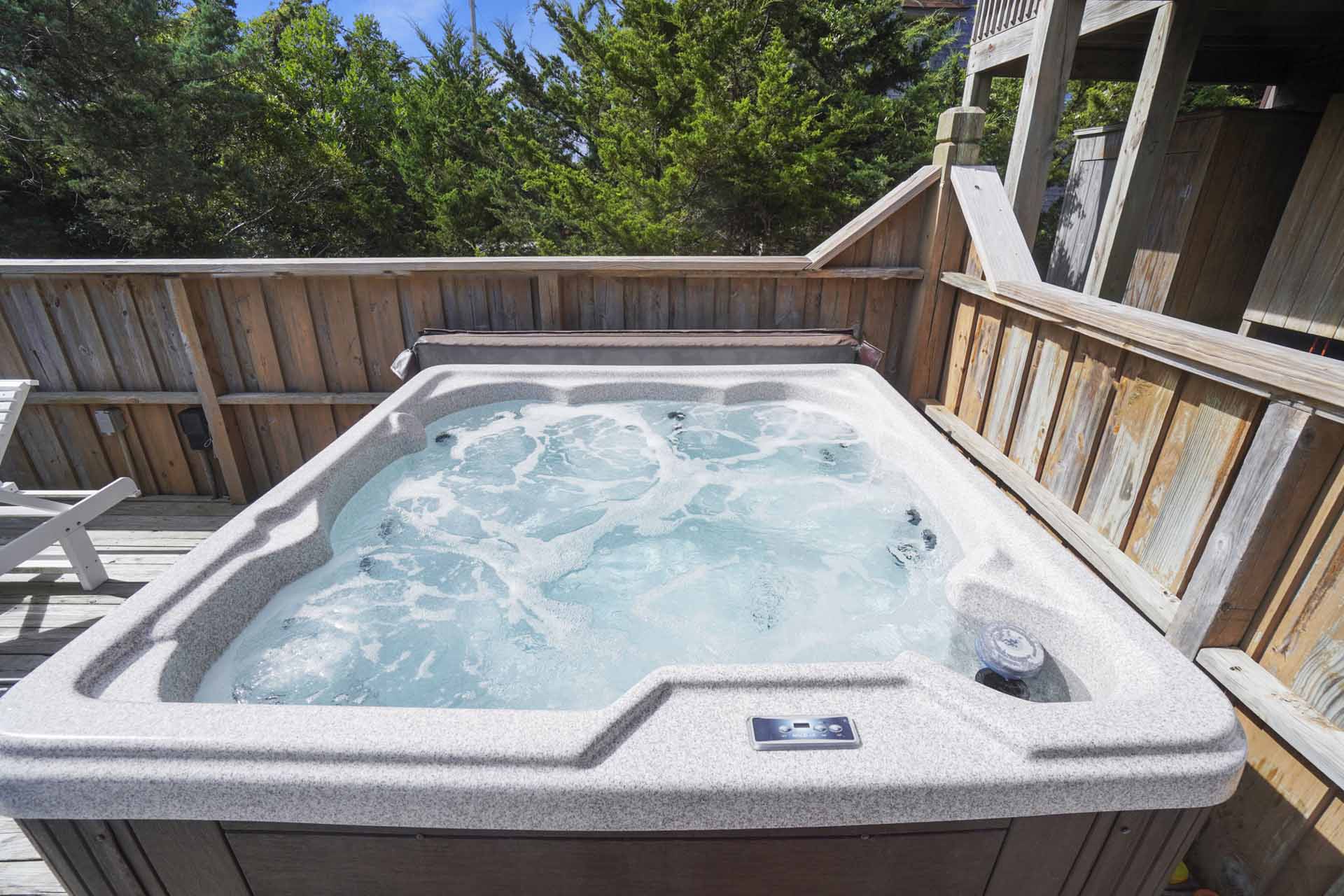 Surf Or Sound Realty 1056 Oh Behave Hot Tub 3367289