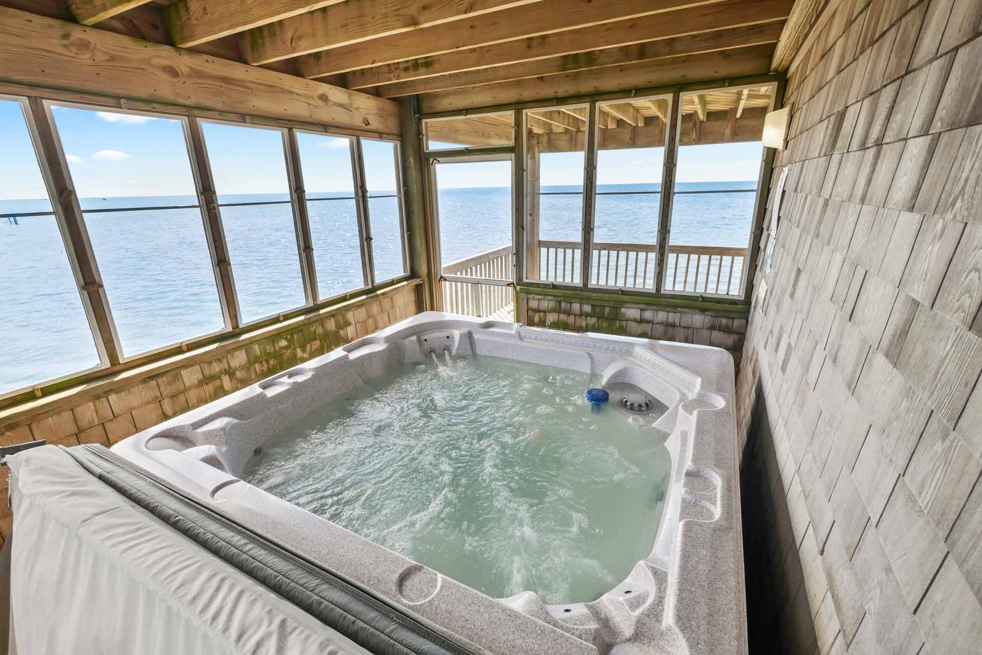 Surf Or Sound Realty 165 Aeolus Hot Tub 3360795