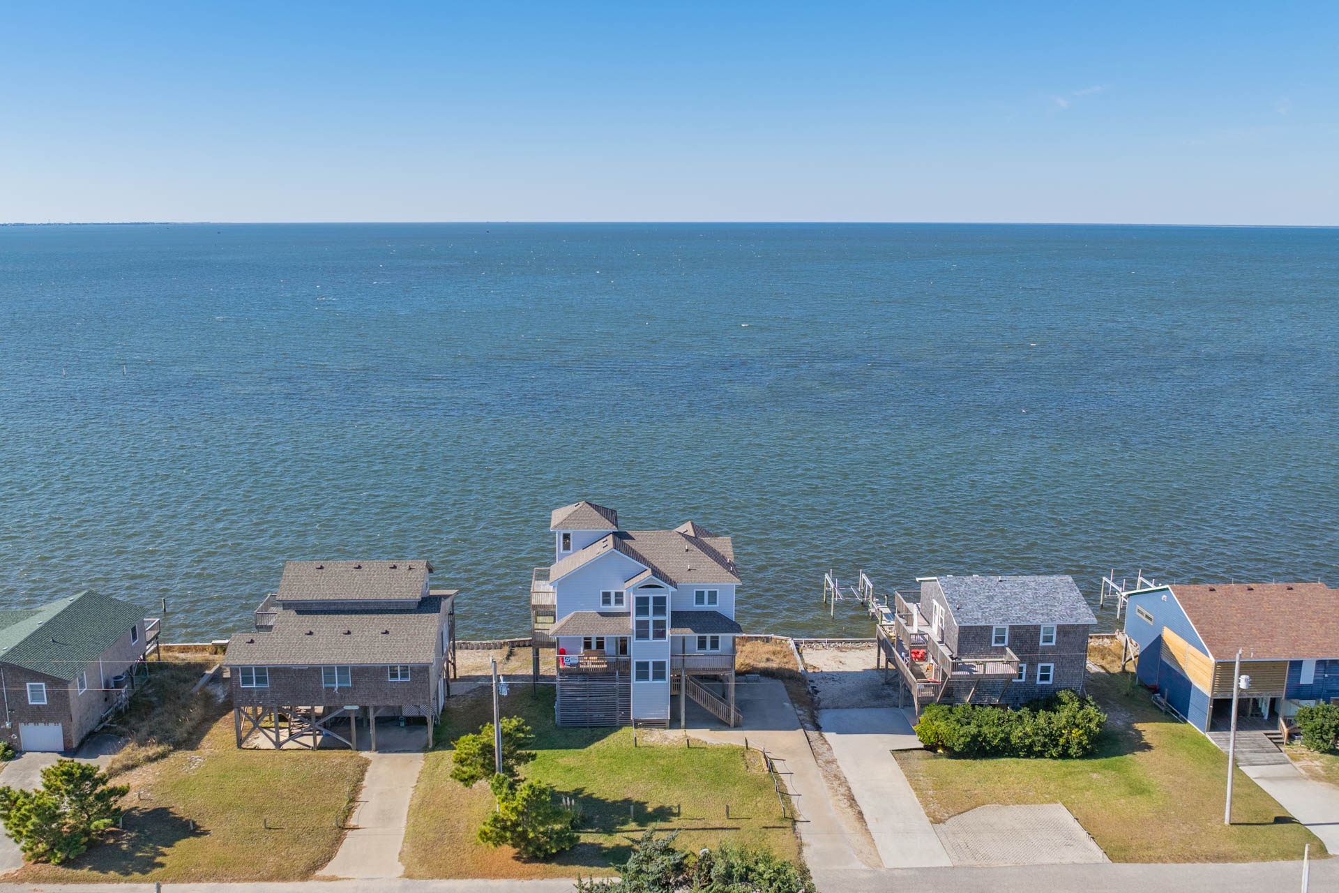 Surf Or Sound Realty 1121 Beach Serendipity Too Exterior 8