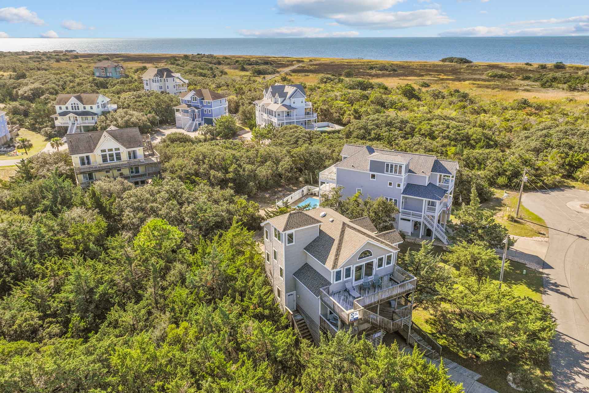 Surf Or Sound Realty 1155 Hatteras Hideout Exterior 5