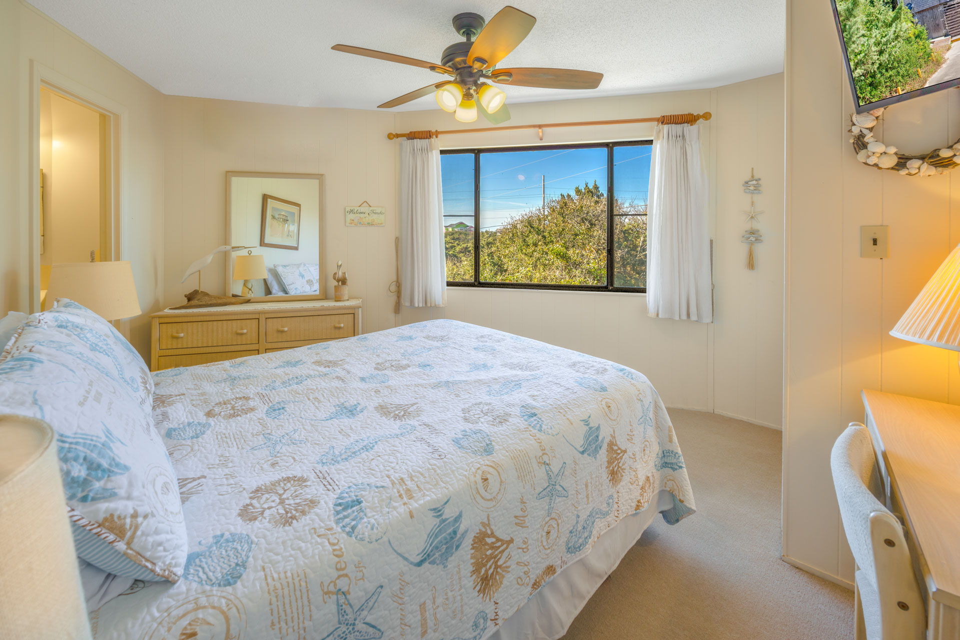 Surf Or Sound Realty 914 Cottage On The Dunes Bedroom 1 1