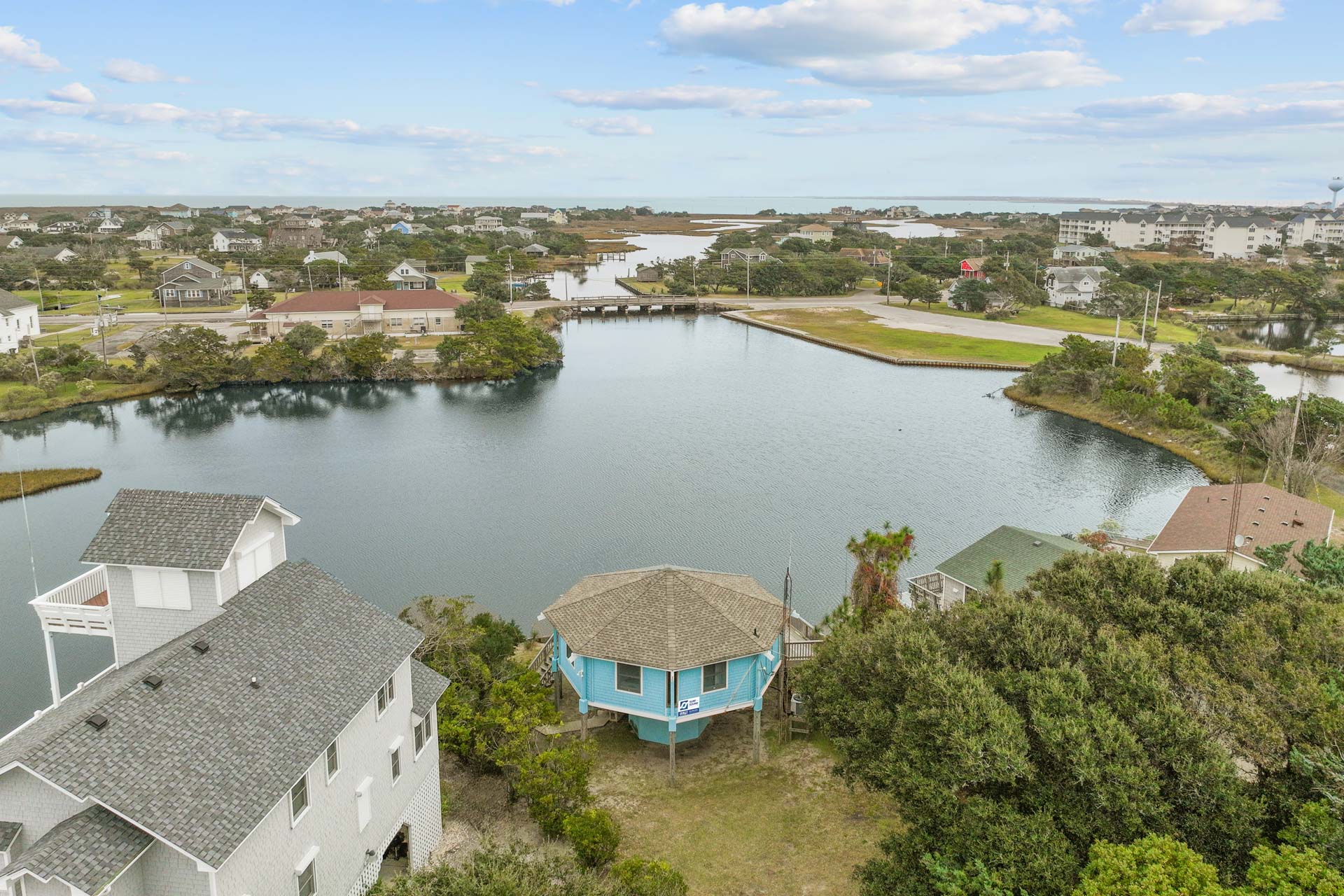 Surf Or Sound Realty 1175 Ozzie's Island Hideaway Exterior 5