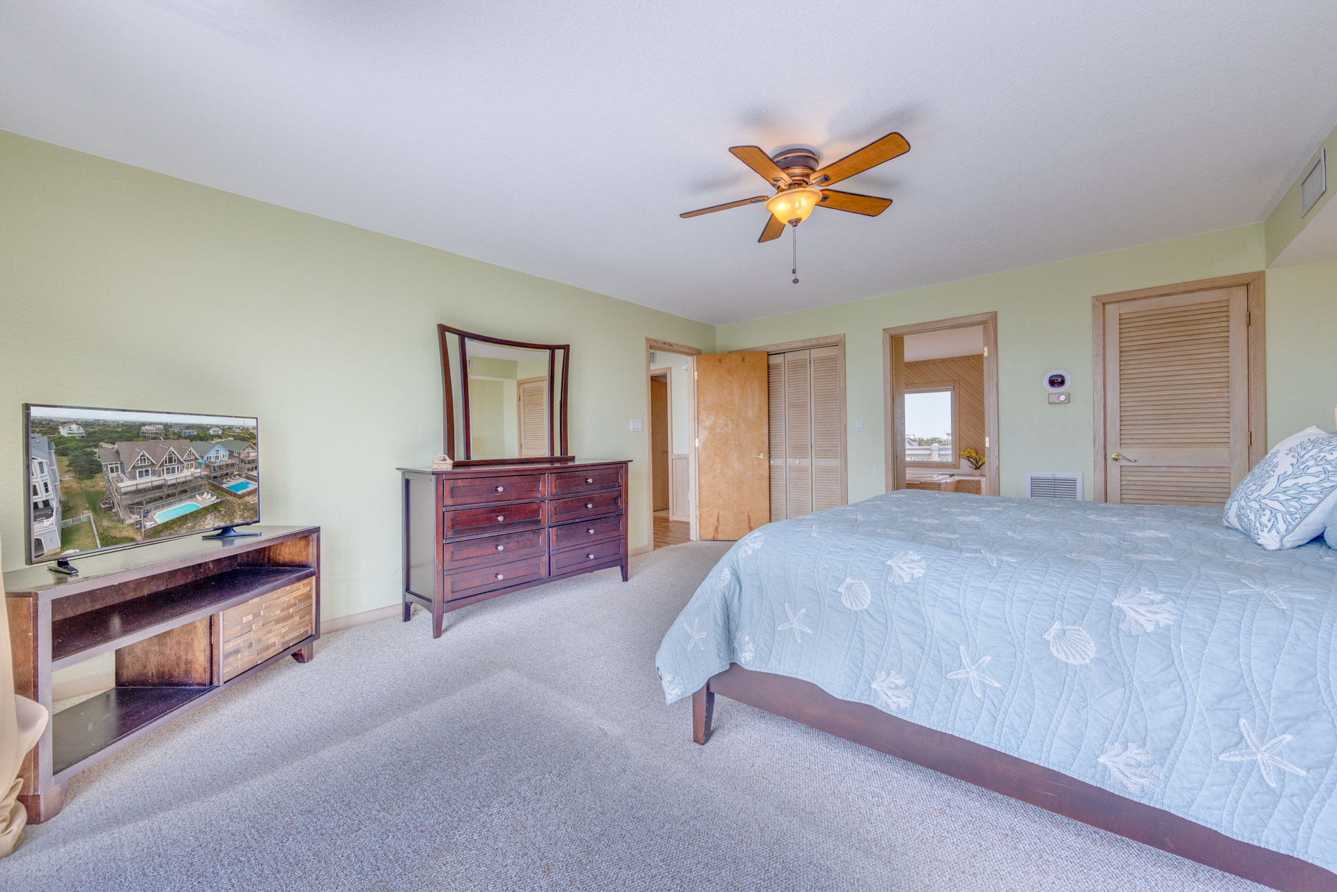 Surf-Or-Sound-Realty-1015-Beach Haven Hatteras-Bedroom 3 3371616