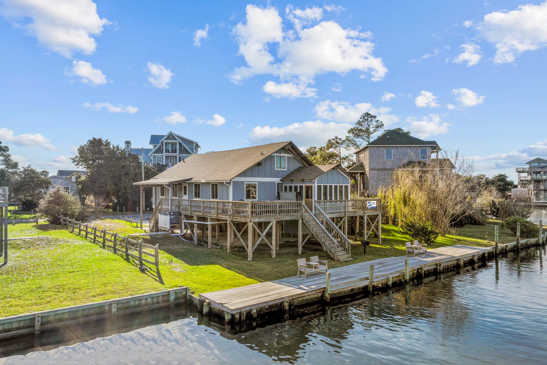 Surf Or Sound Realty 1131 Boxley House Exterior 2