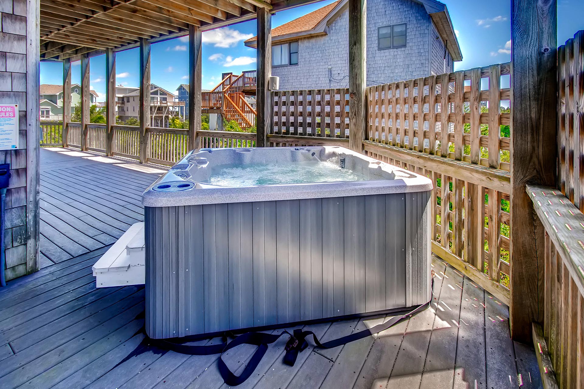 Surf Or Sound Realty Summer Surfer 95 Hot Tub 3344011