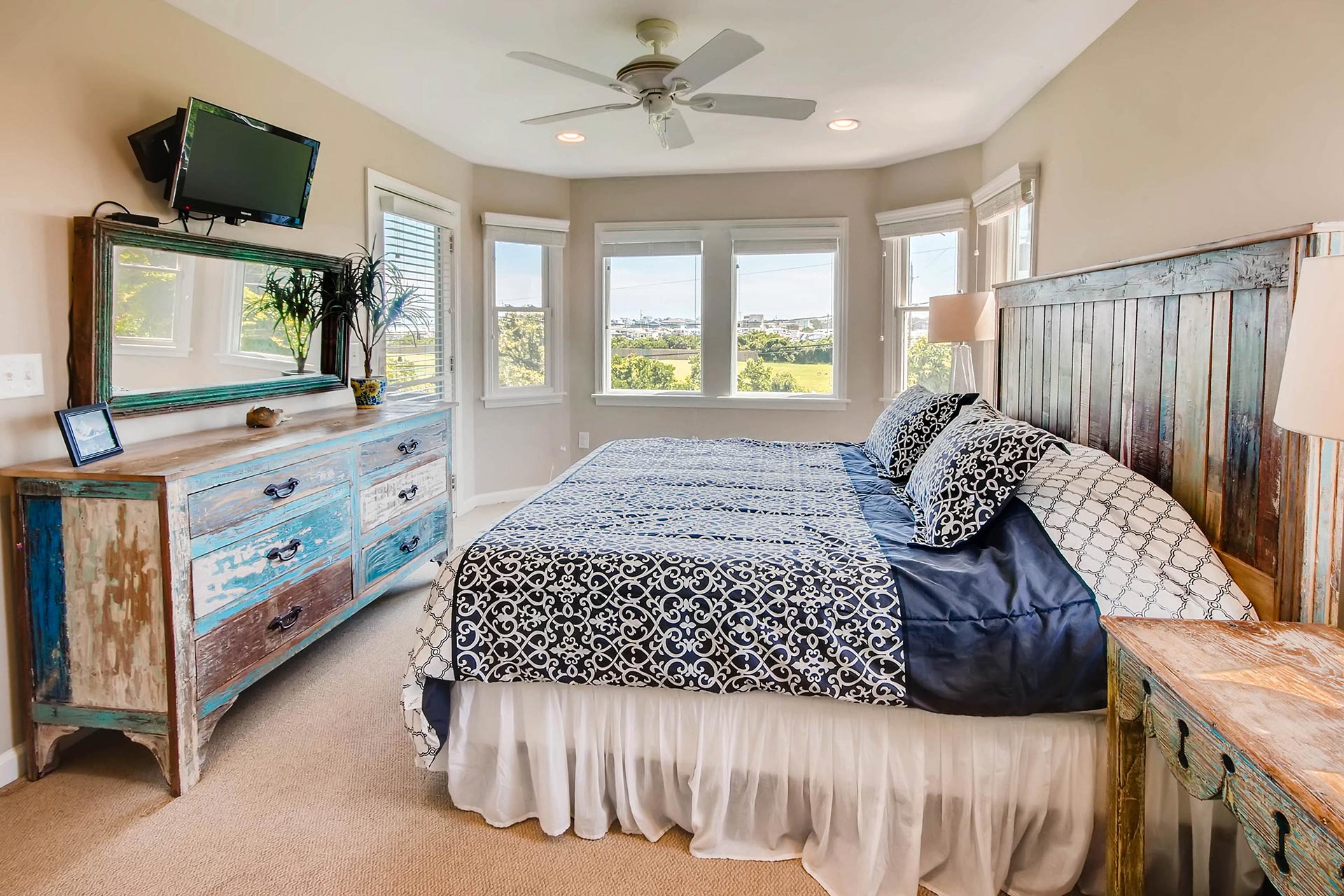 Surf Or Sound Realty Hi View 734 Bedroom 1 3336746