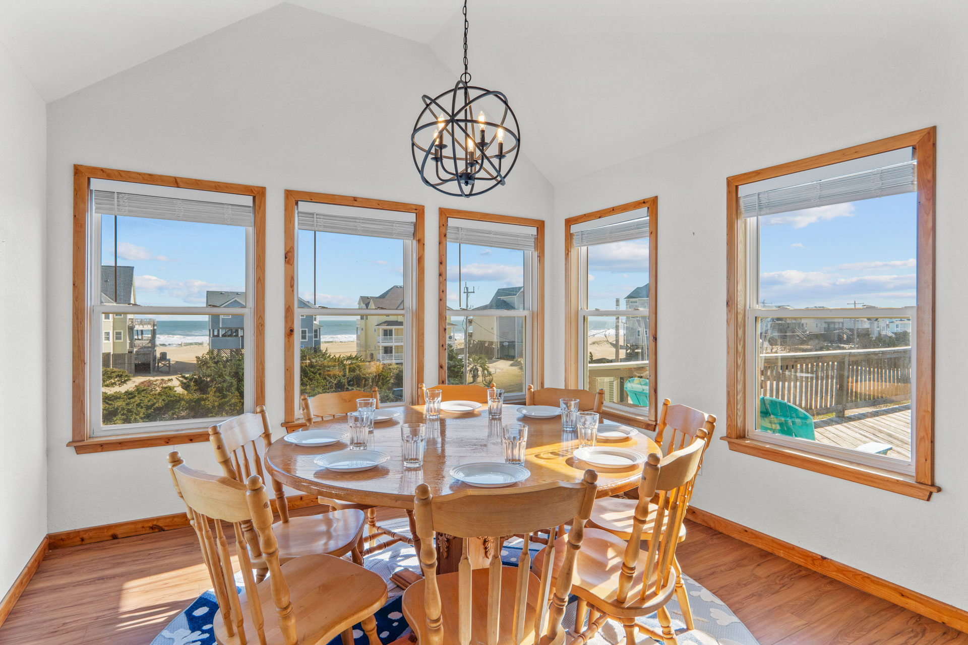 Surf Or Sound Realty 1183 Hal SEA On Days Dining Area 2