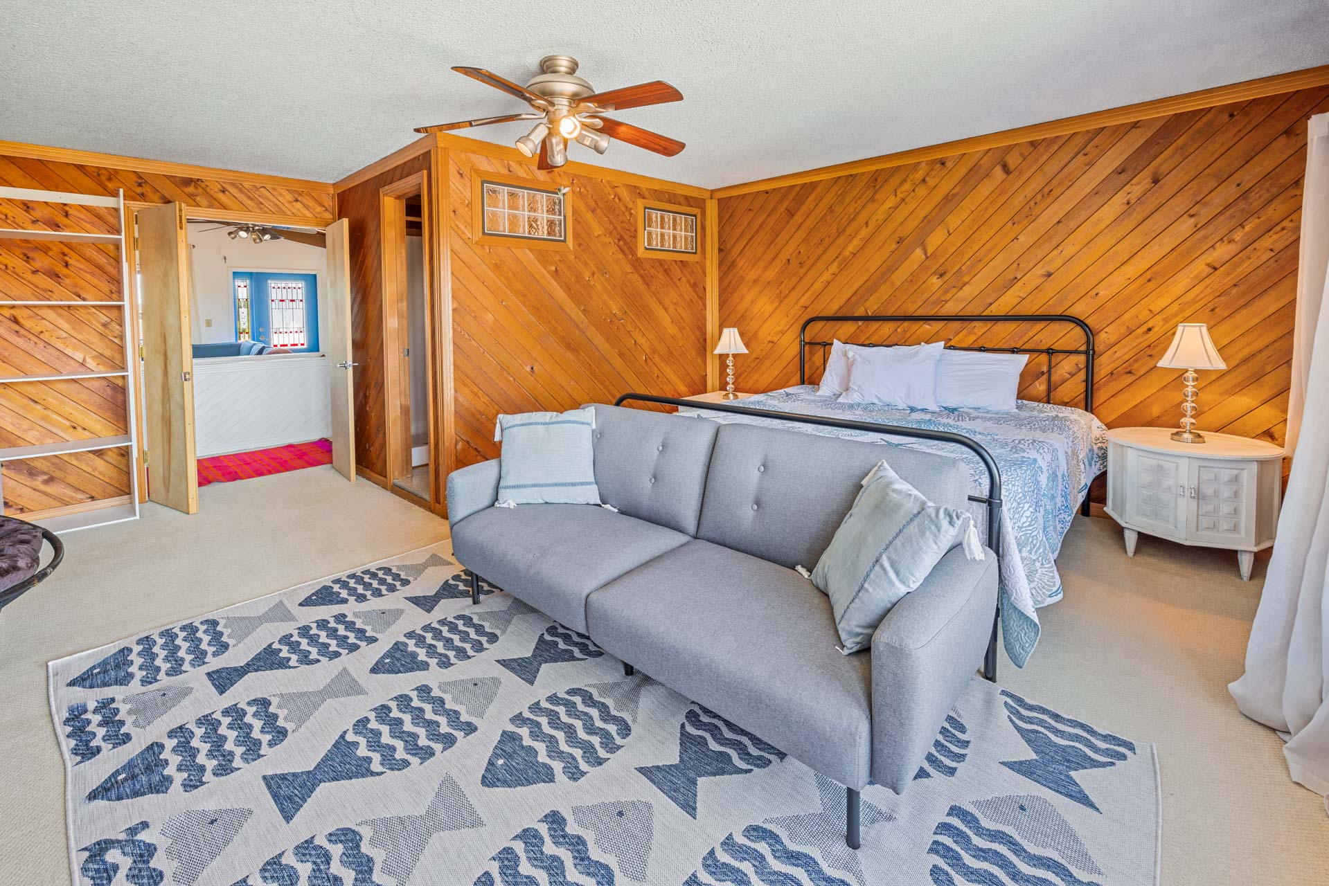 Surf Or Sound Realty 1190 Beach Day Retreat Bedroom 1 3