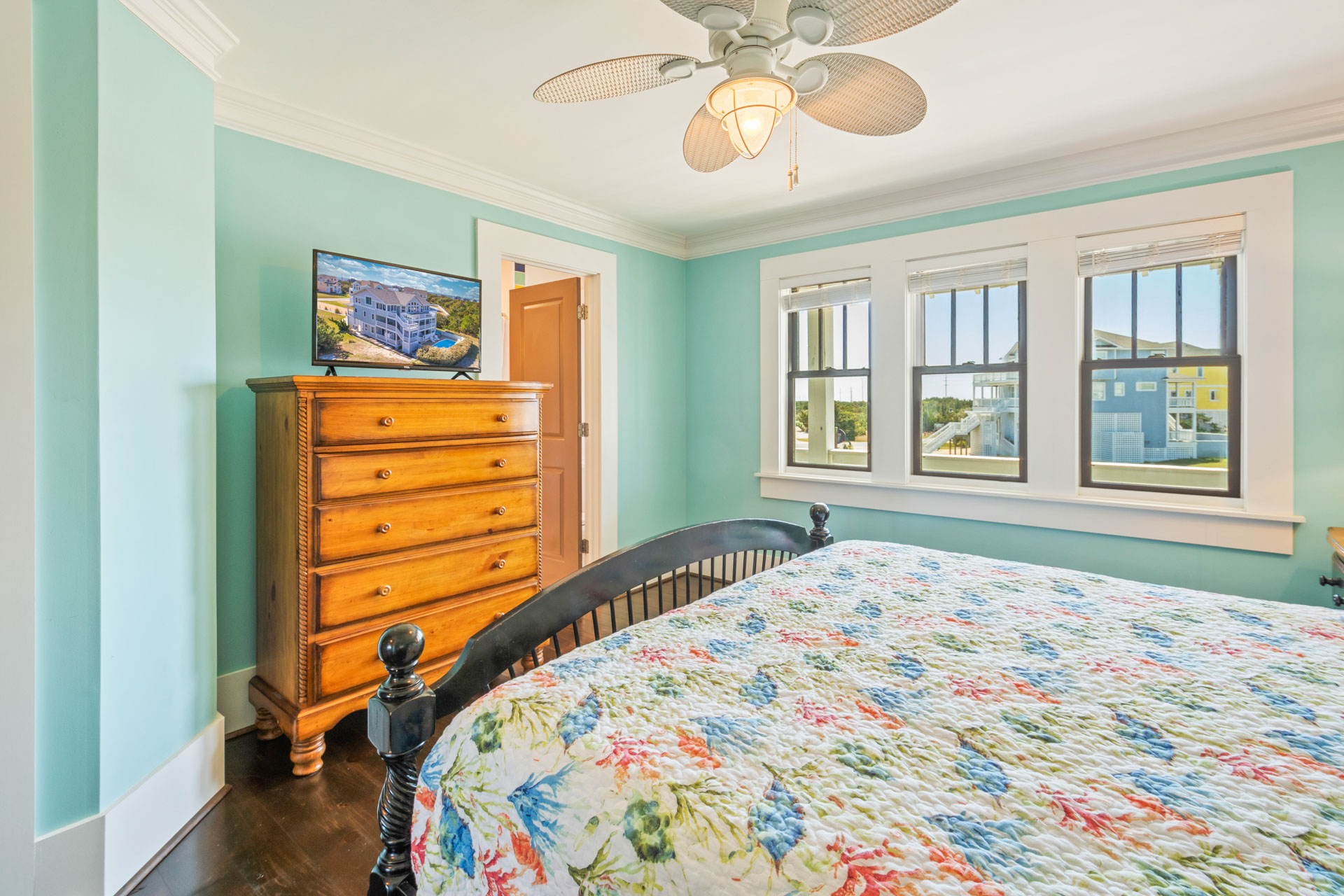 Surf Or Sound Realty 948 Shooting Shark Bedroom 2 2