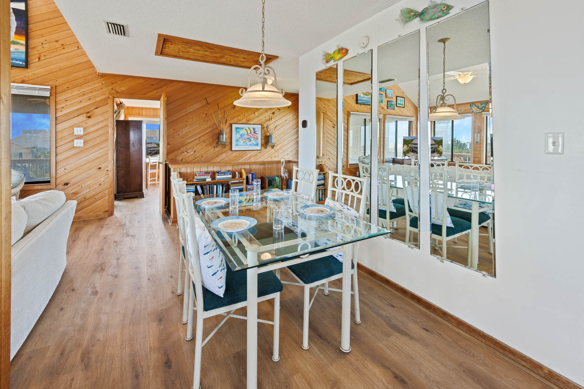 Surf Or Sound Realty 958 Second Wind Avon Dining Area 3