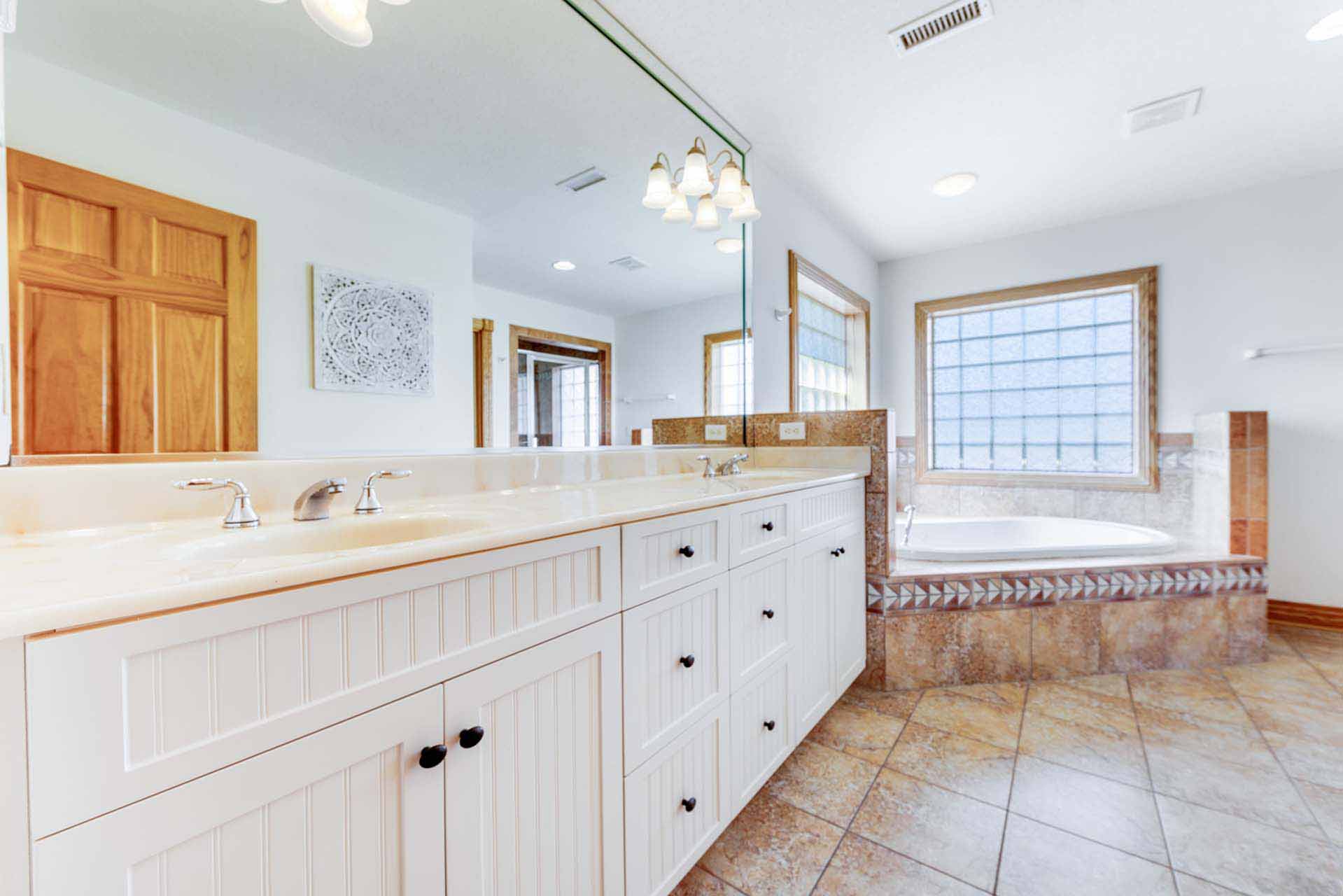 Surf Or Sound Realty 1067 Carolina Bliss Bathroom 1 1 3368035