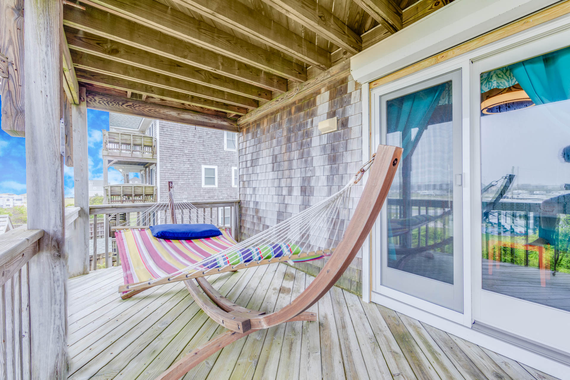 Surf Or Sound Realty 490 Total Comfort By The Sea Middle Deck 3375130