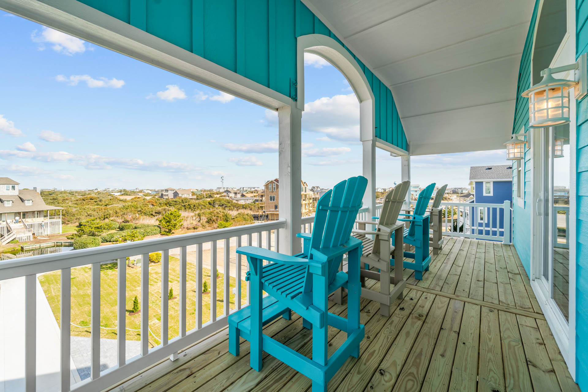 Surf Or Sound Realty 1093 Hatteras Holiday Decks 5