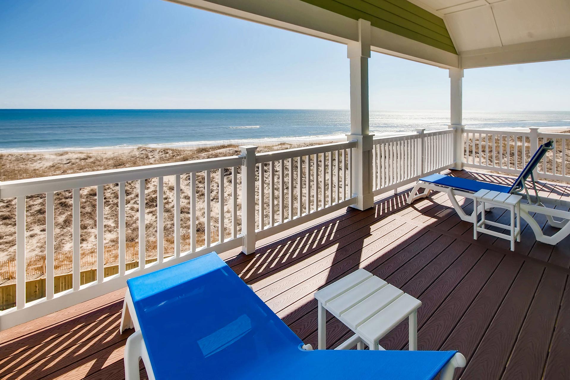 Surf Or Sound Realty Hatteras Grander 836 Deck 1 3338840