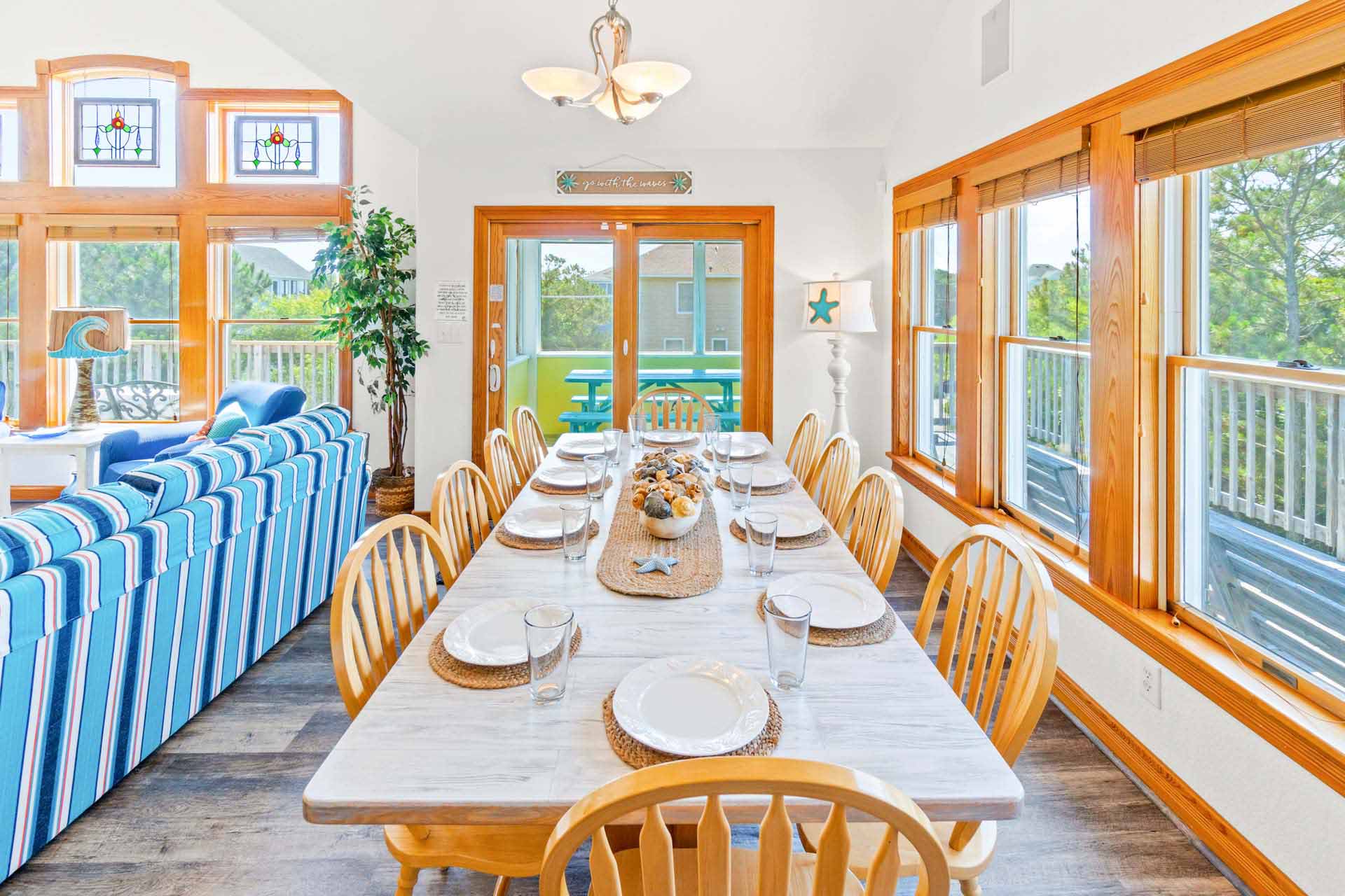 Surf Or Sound Realty 326 Play Time Dining Area 2 3366750