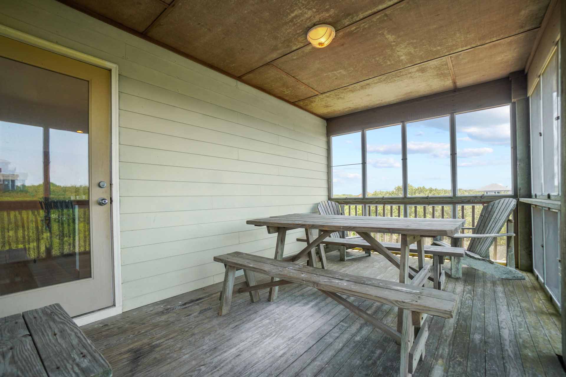 Surf Or Sound Realty 235 Sounds Good Screened Deck 3364115