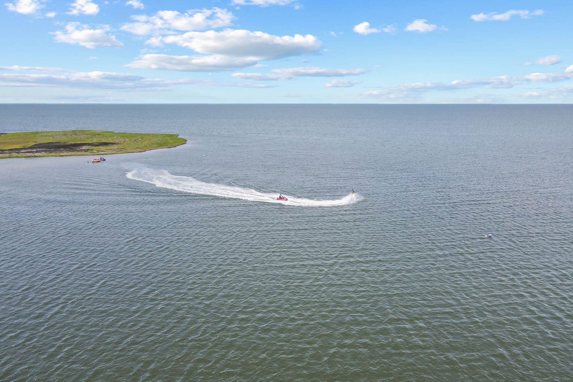 Surf Or Sound Realty 1018 Sound Wave Jetskiing 3364896