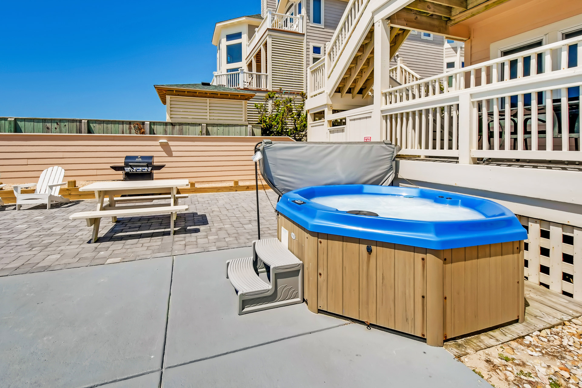 Surf Or Sound Realty 671 Islands End Hot Tub 3 3358103