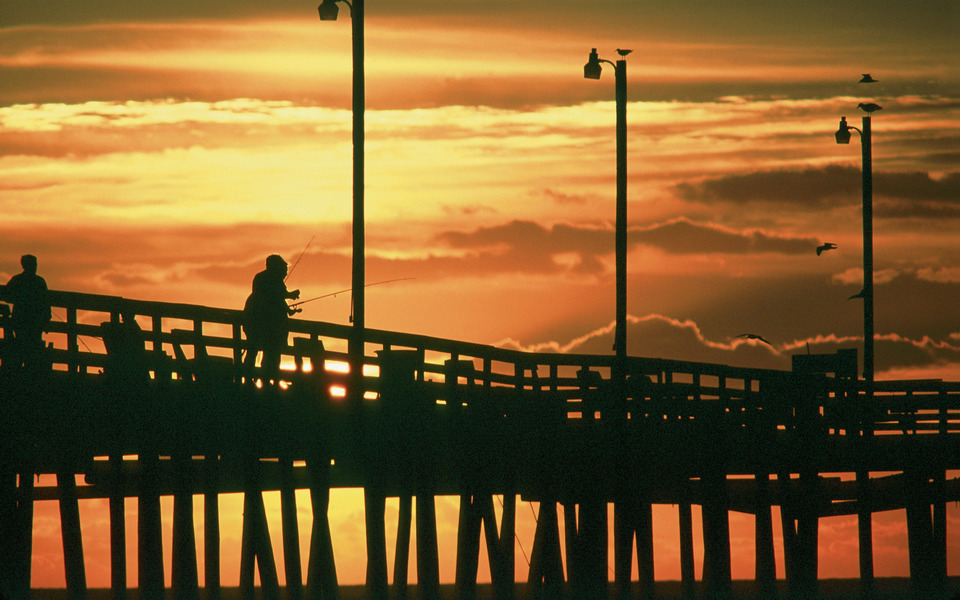 Experiences Fishing Pie BOX Pier Sunrise 960X600