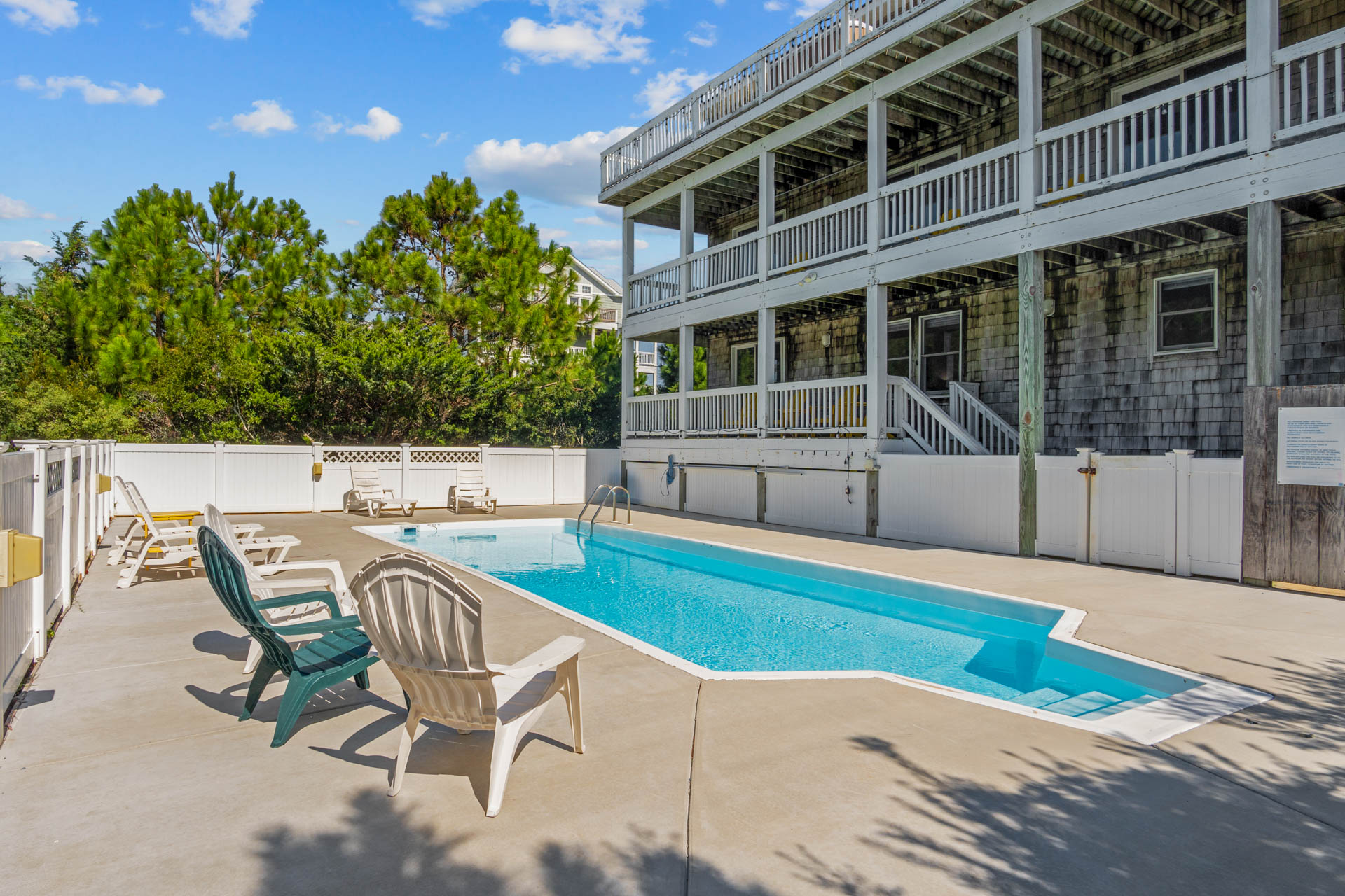 Surf Or Sound Realty 452 Isle Be Breezy Pool Area 3