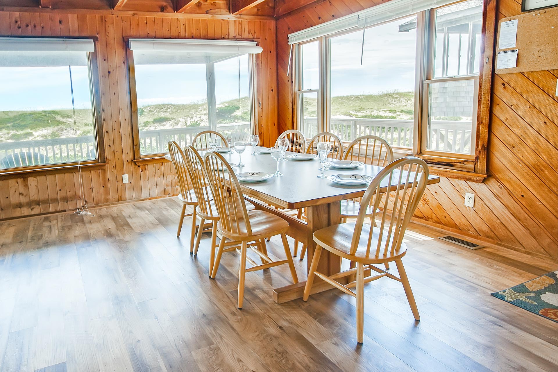 Surf Or Sound Realty Sea Grapes 14 Dining Area 3352575