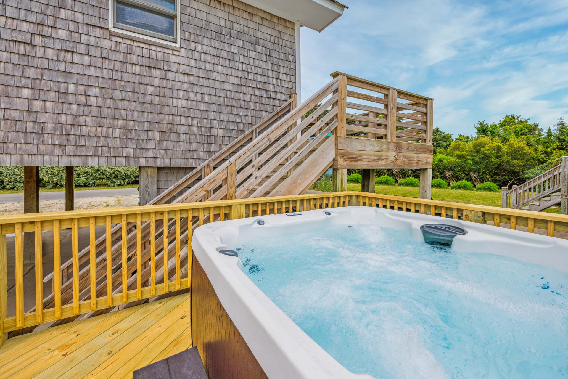 Surf Or Sound Realty 1152 Hunky Dory Hot Tub 2