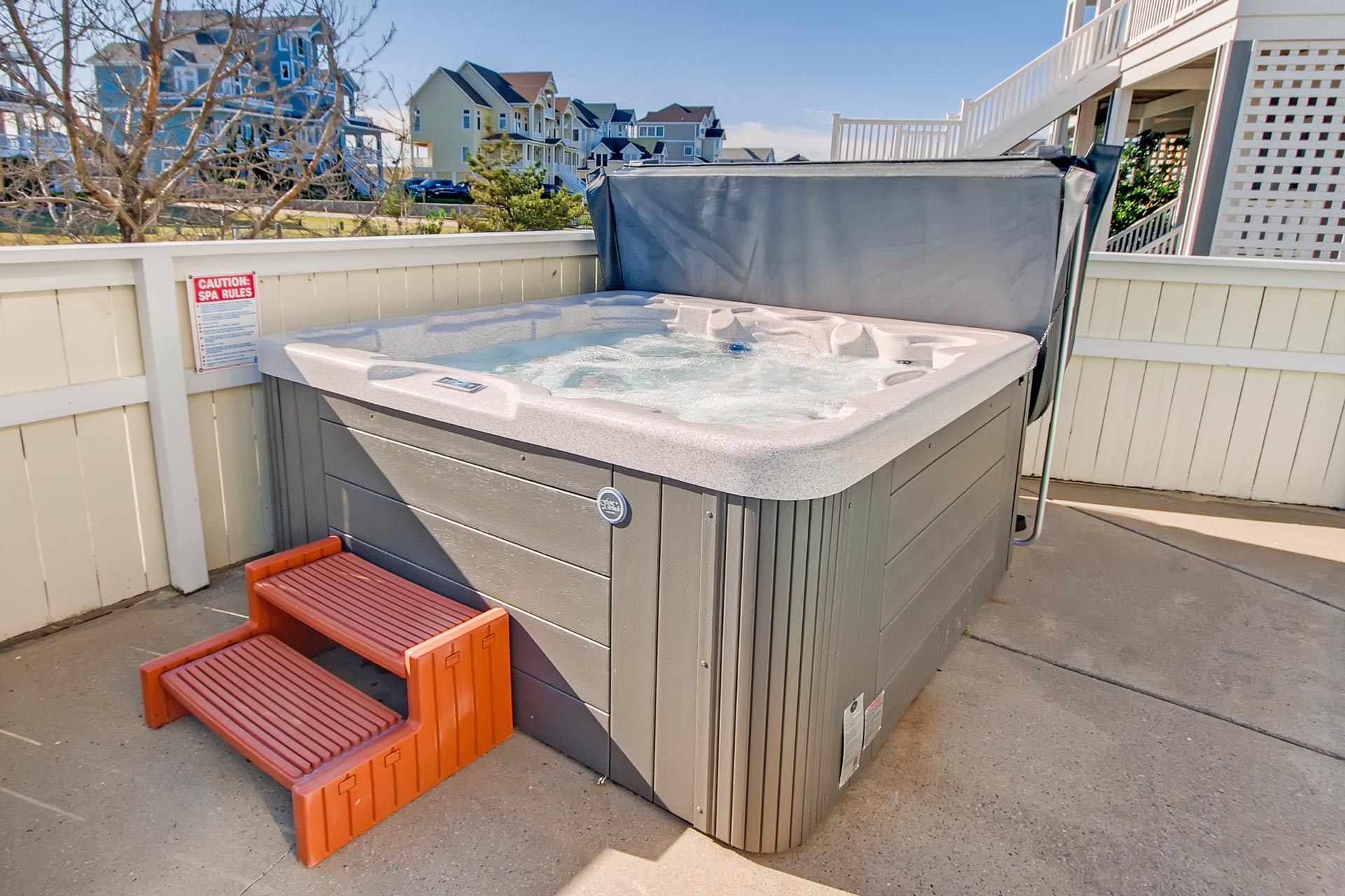 Surf Or Sound Realty Ocean Isle 789 Hot Tub 3350901