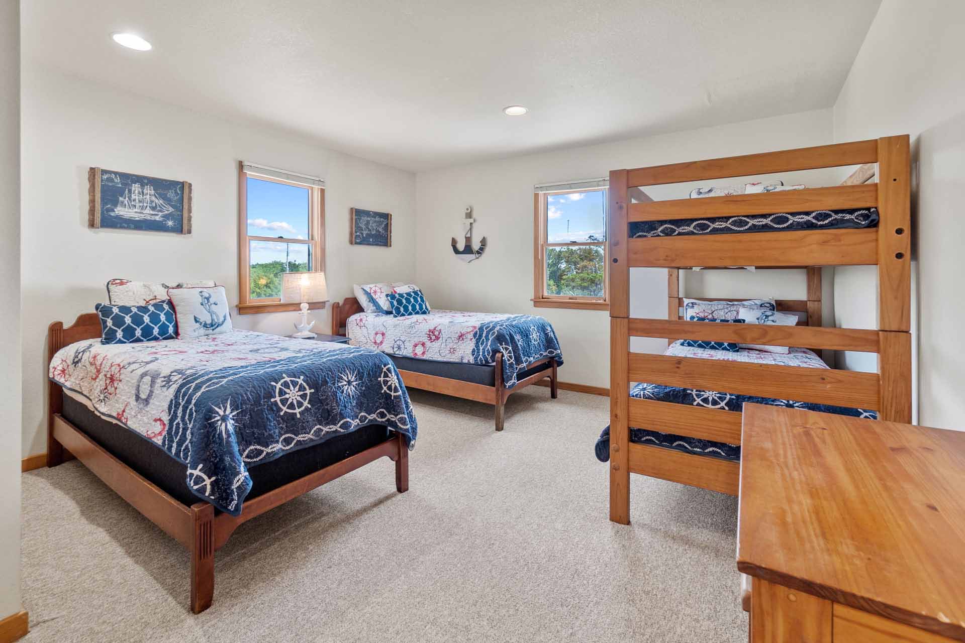 Surf Or Sound Realty 165 Aeolus Single Bed Bunk Bedroom 3363868