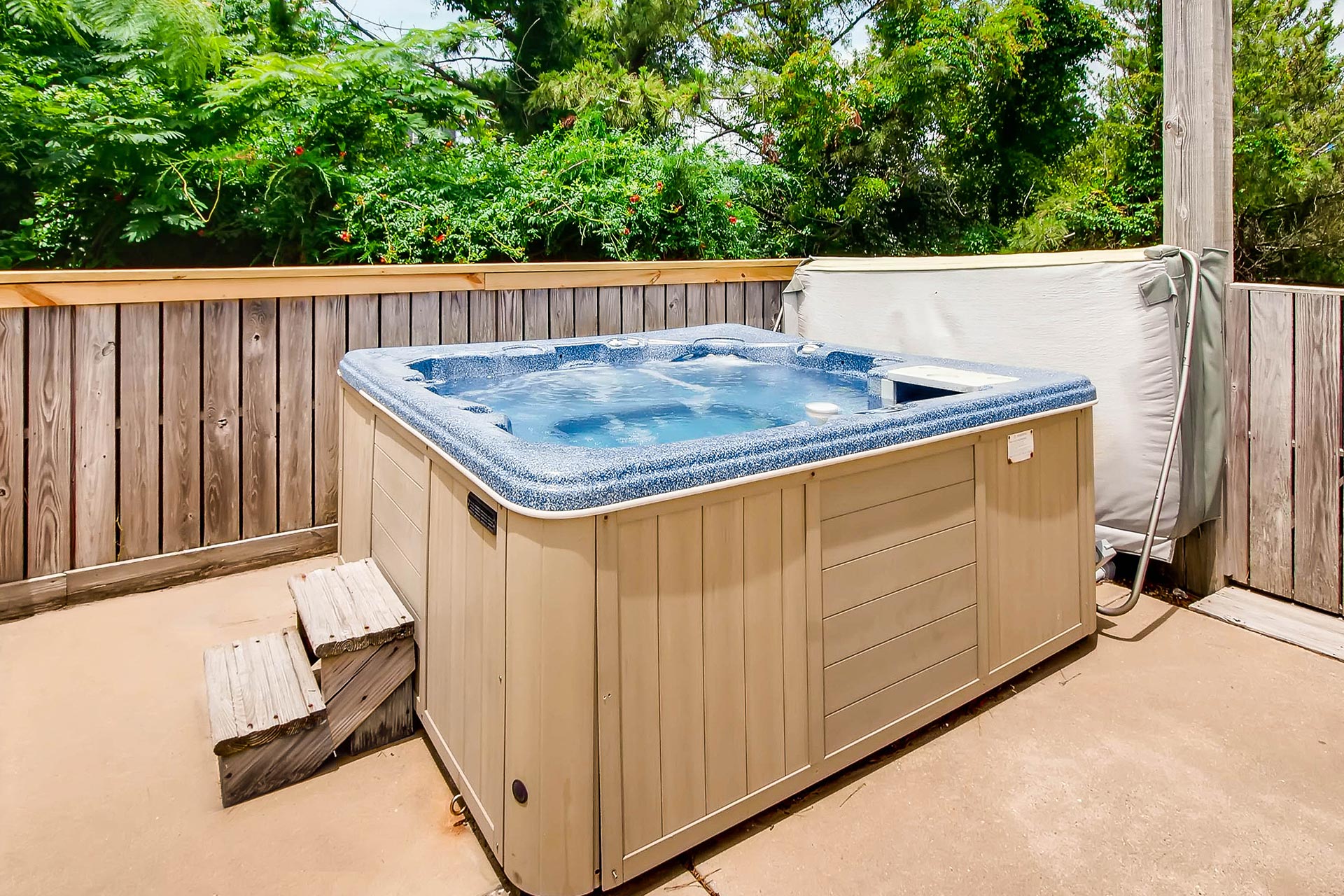 Surf Or Sound Realty Whispering Surf 891 Hot Tub 3334561