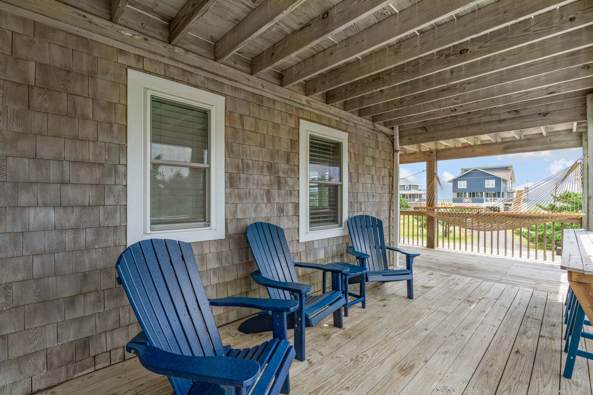 Surf Or Sound Realty 1144 The Sandy House Mid Level Deck 1 3375922