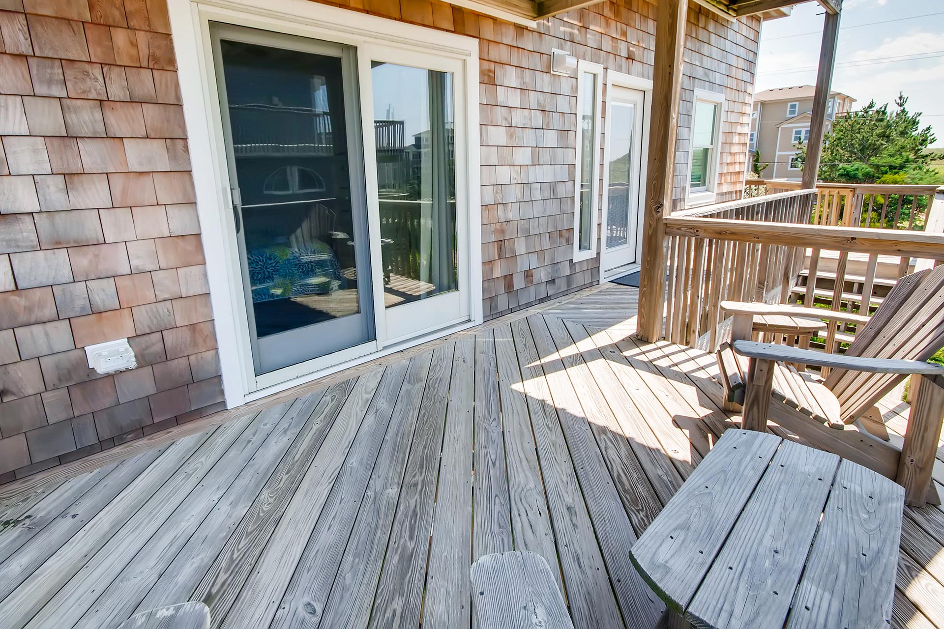 Surf Or Sound Realty Beyond The Sea 890 Mid Level Deck Angle 4 3345725