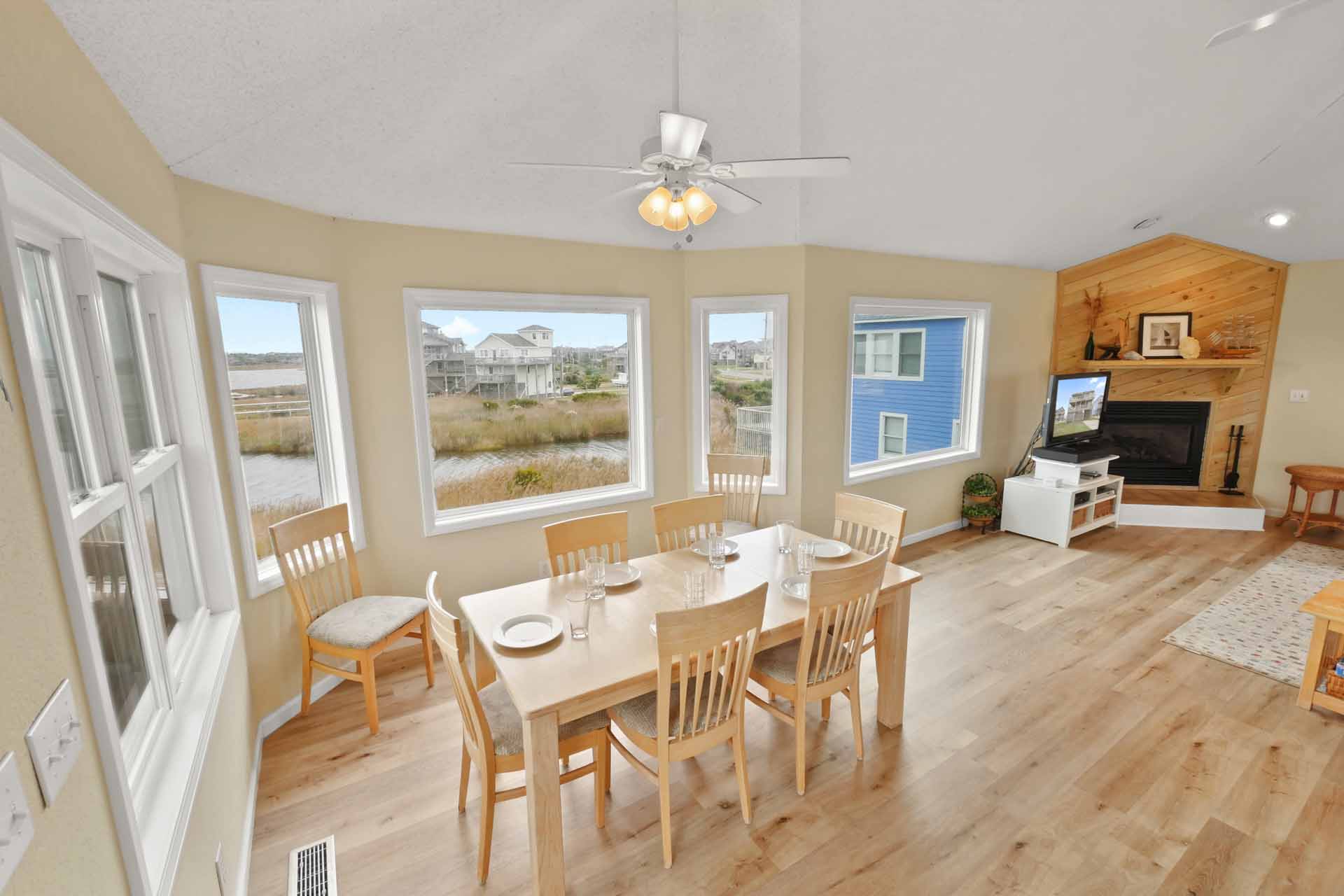 Surf Or Sound Realty 986 Star Gaze Dining Room 4 3359986