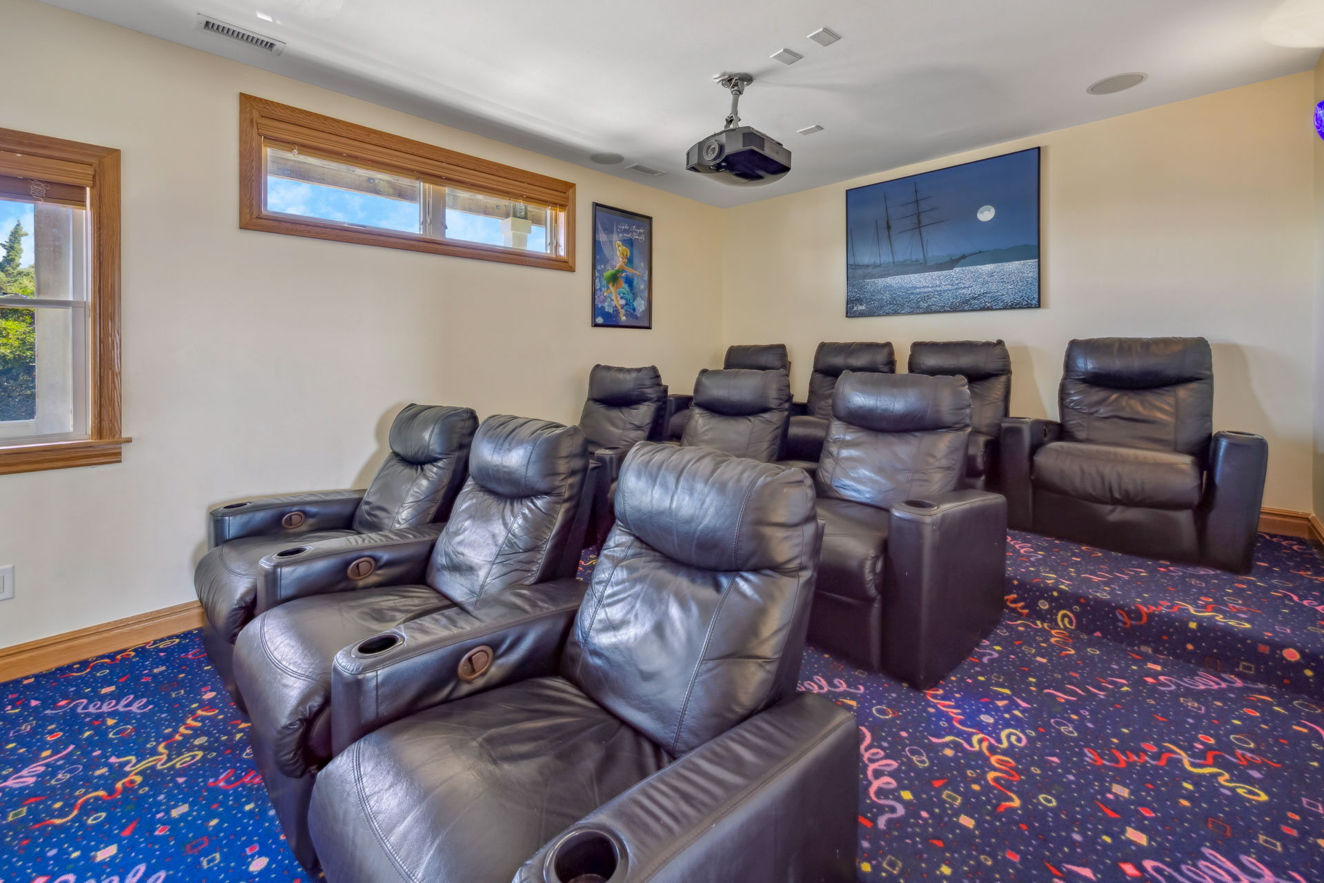 Surf Or Sound Realty 973 Bay Breeze Theater Room 1