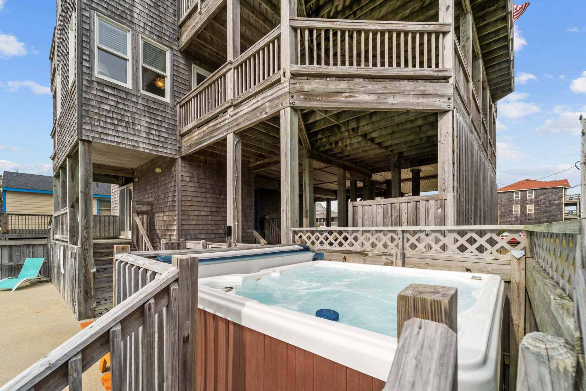 Surf Or Sound Realty 1080 1 Love Hot Tub 01 3368647