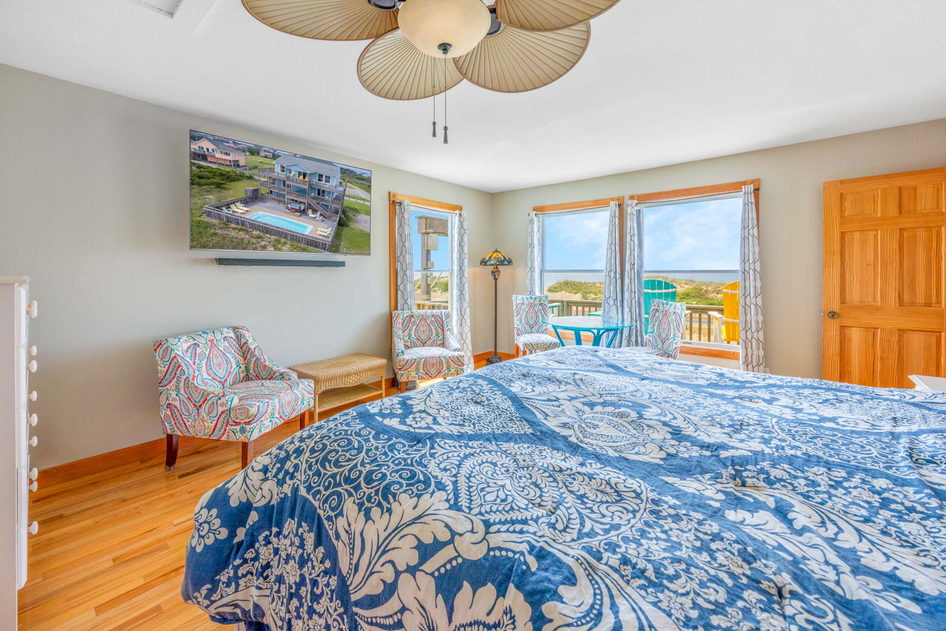 Surf Or Sound Realty 921 Ocean View Hatteras Bedroom 1 3