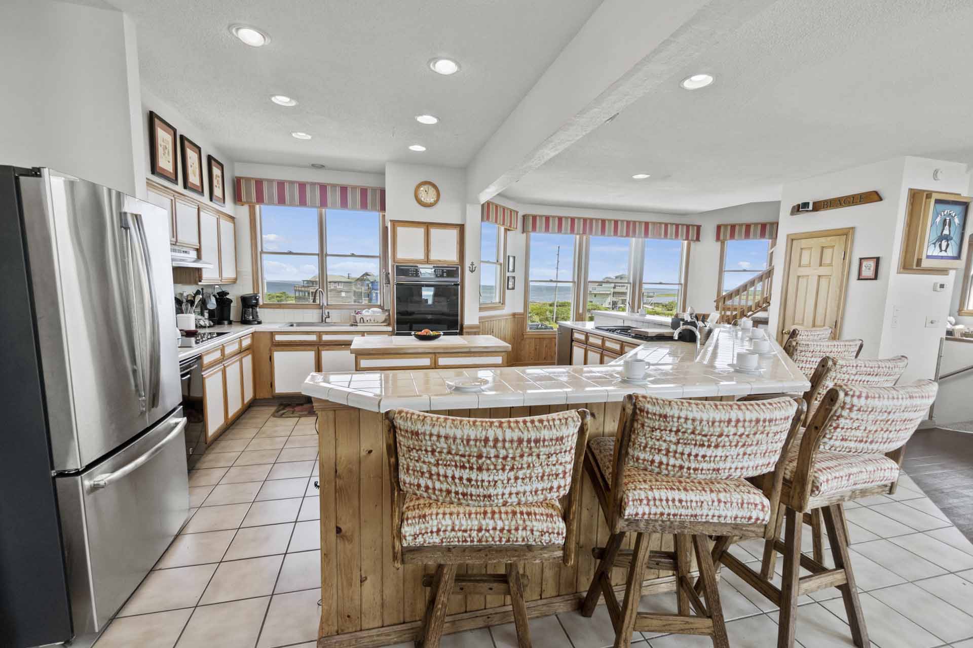 Surf Or Sound Realty 1052 Beagle By The Sea Kitchen 2 3367260