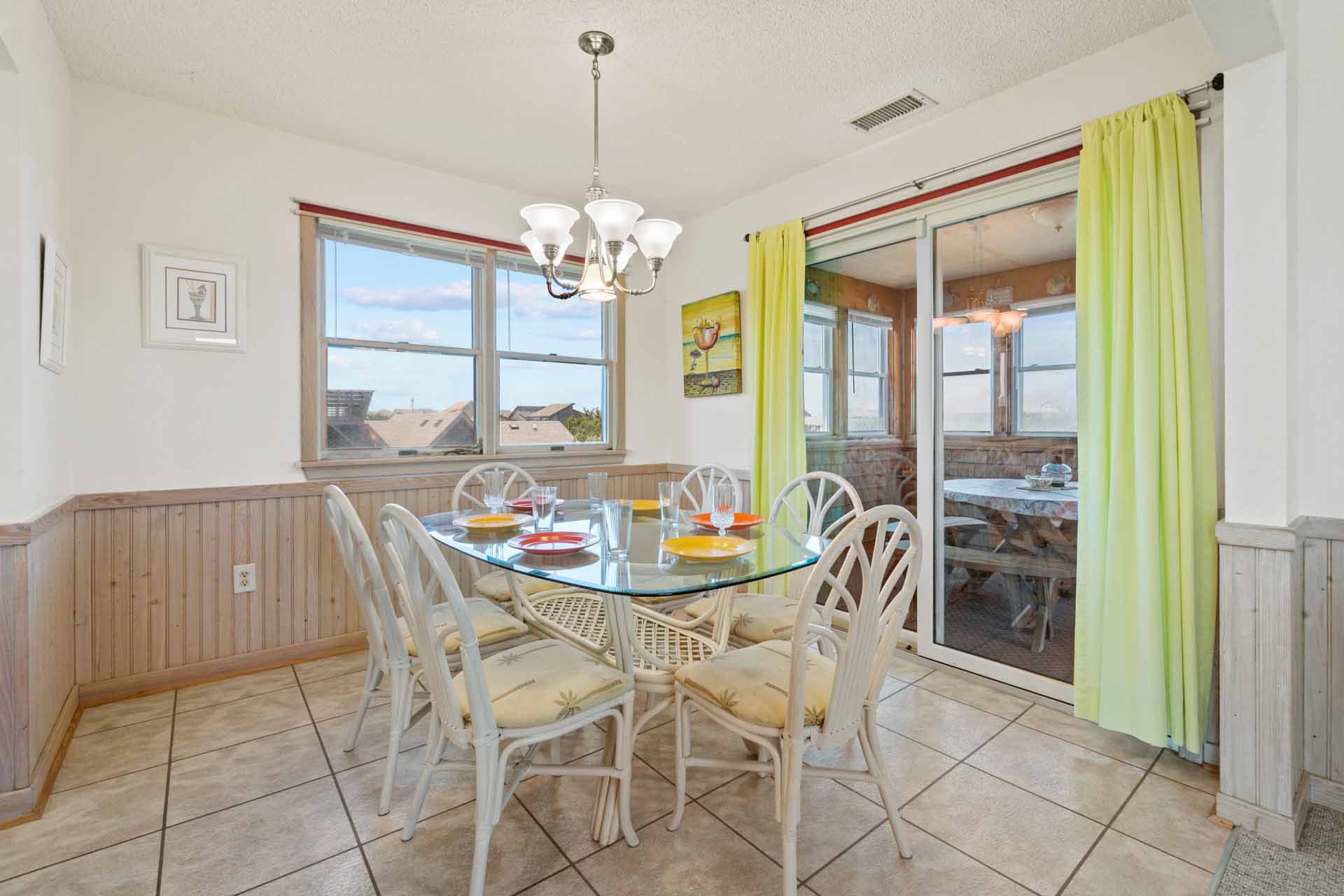 Surf Or Sound Realty 1044 K Seas Legacy Dining Area 2 3366217