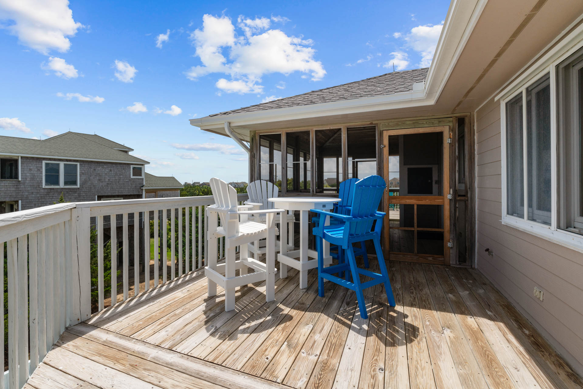 Surf Or Sound Realty 638 The Hatteras House Decks 5 3375448