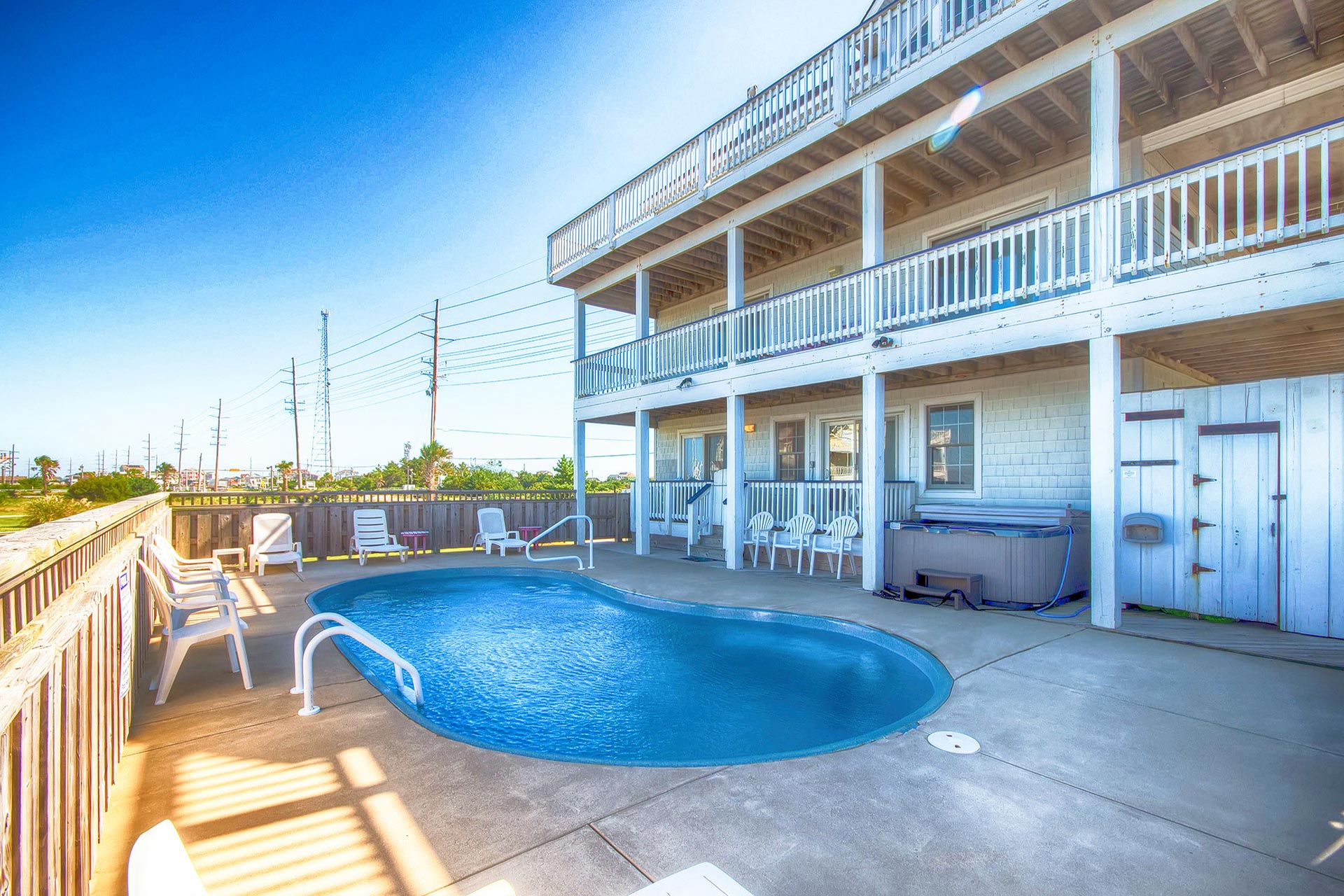 Surf Or Sound Realty Pamlico Baywatch 674 Pool 2 3341833