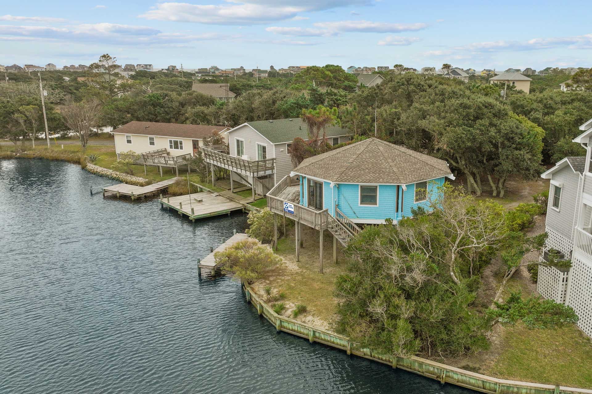 Surf Or Sound Realty 1175 Ozzie's Island Hideaway Exterior 9