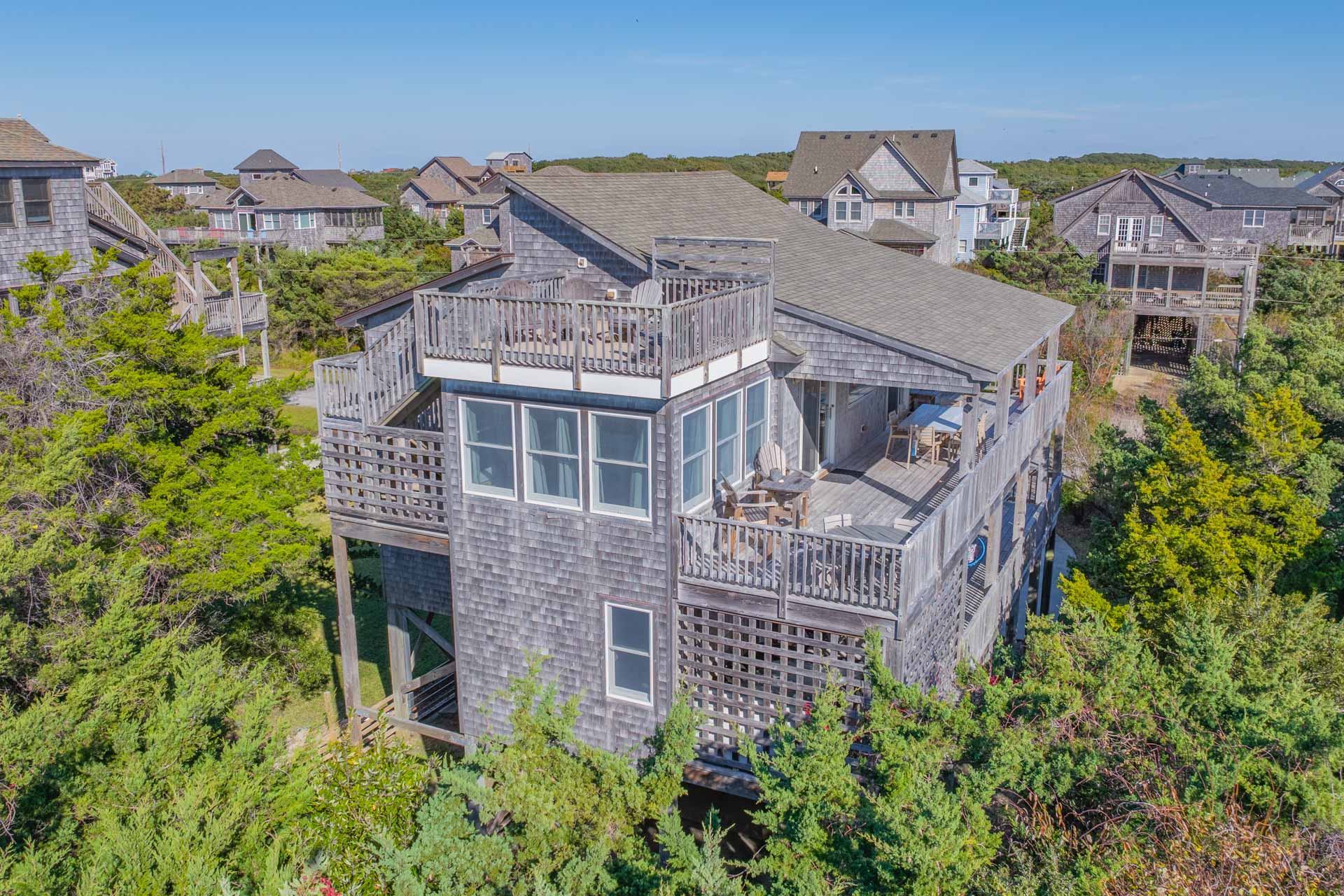 Surf Or Sound Realty 1216 Seaglasses Exterior 6