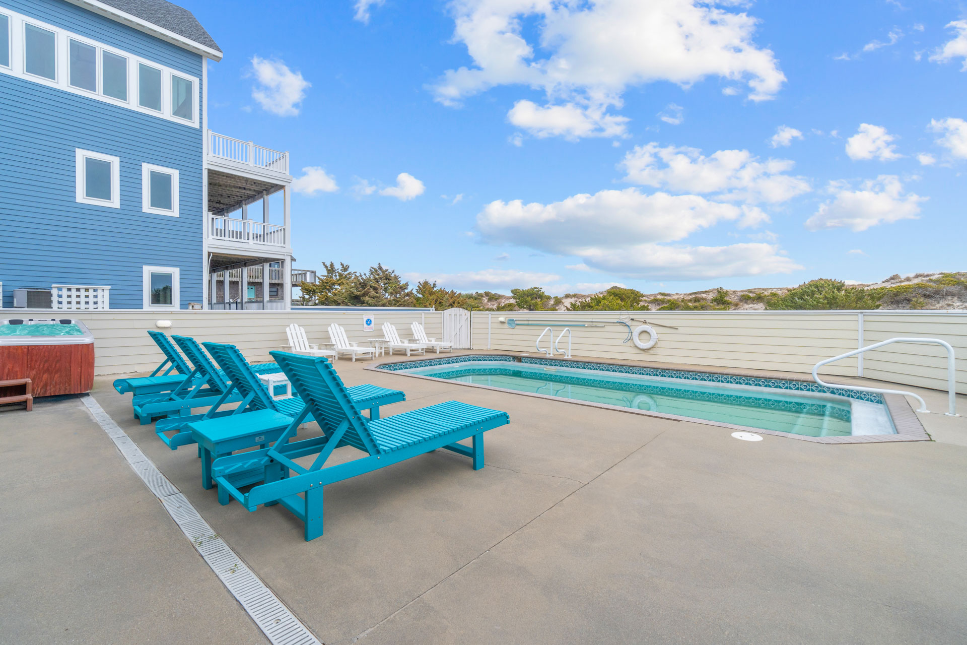 Surf Or Sound Realty 400 Neptune's Nest Pool Area 1