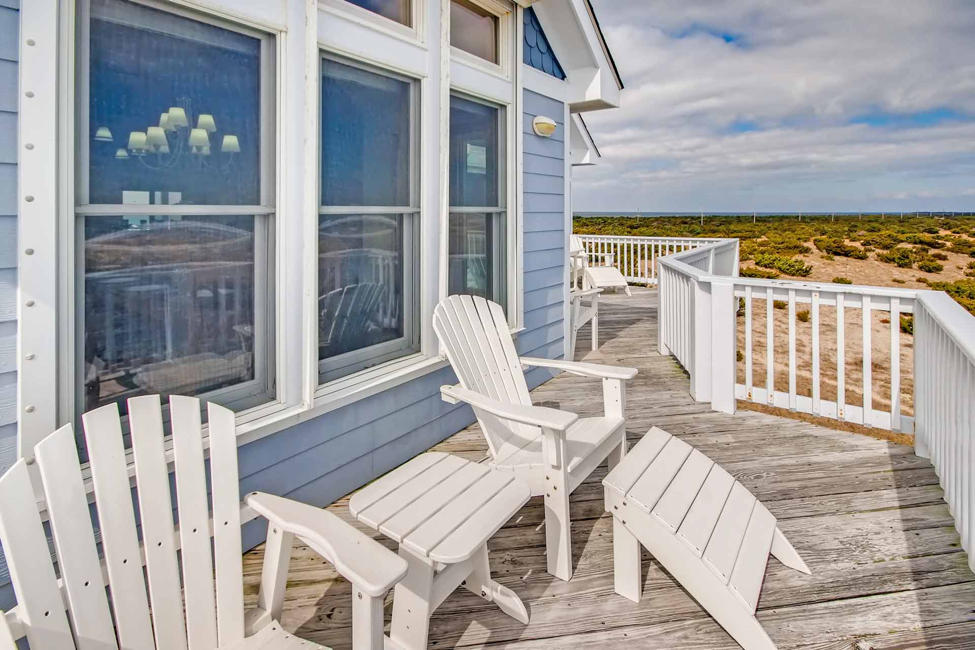 Surf Or Sound Realty 585 Carolina Dreamin Deck 2 (1) 3354570