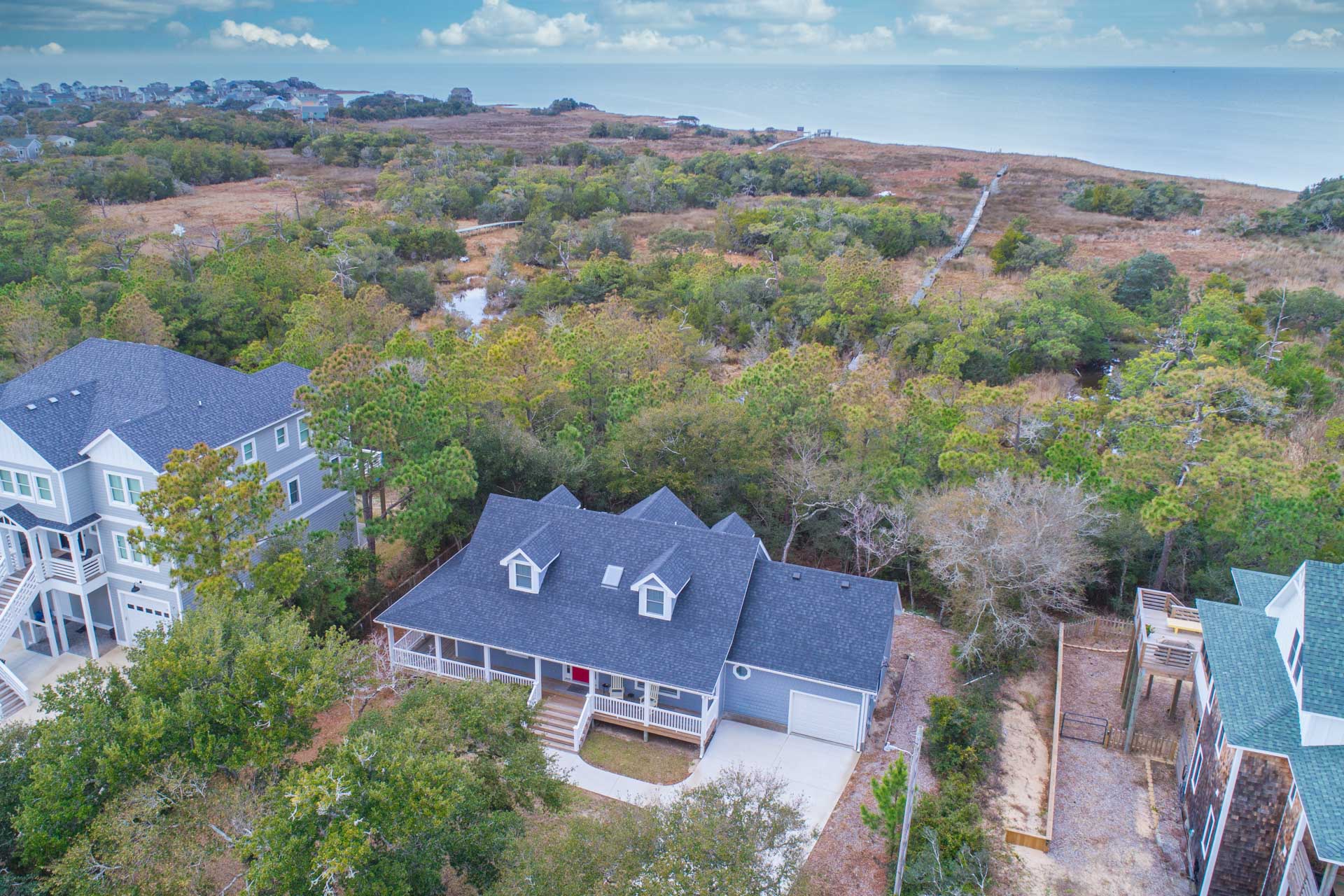 Surf Or Sound Realty 1098 Edna's Gray House Exterior 5